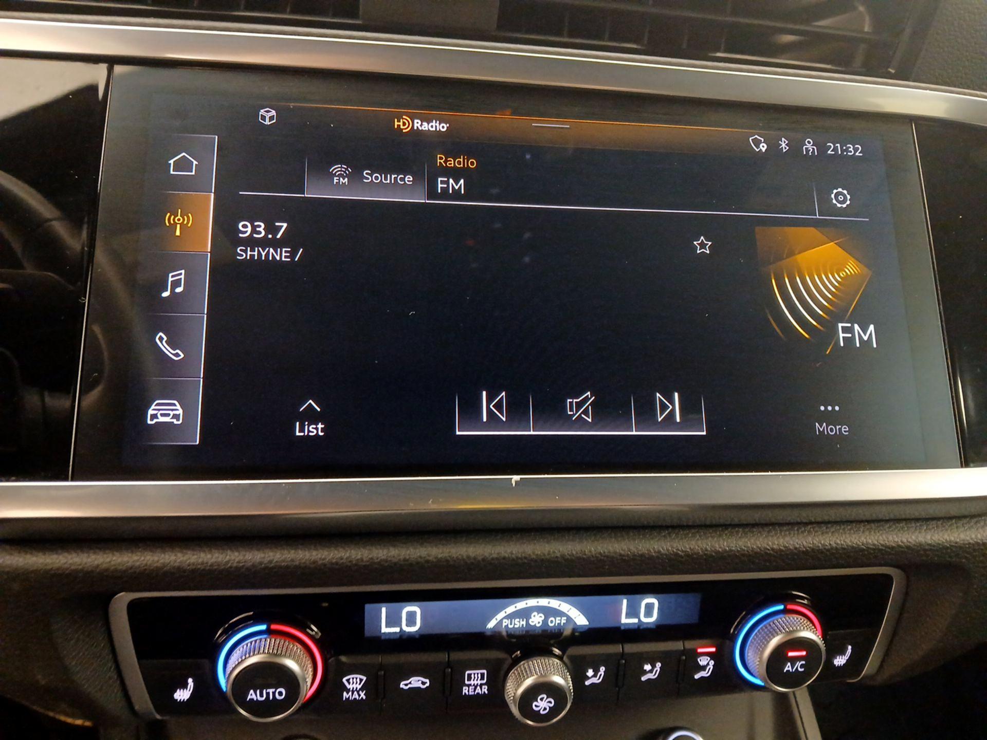 Thumbnail: 2023 Audi Q3 - 15