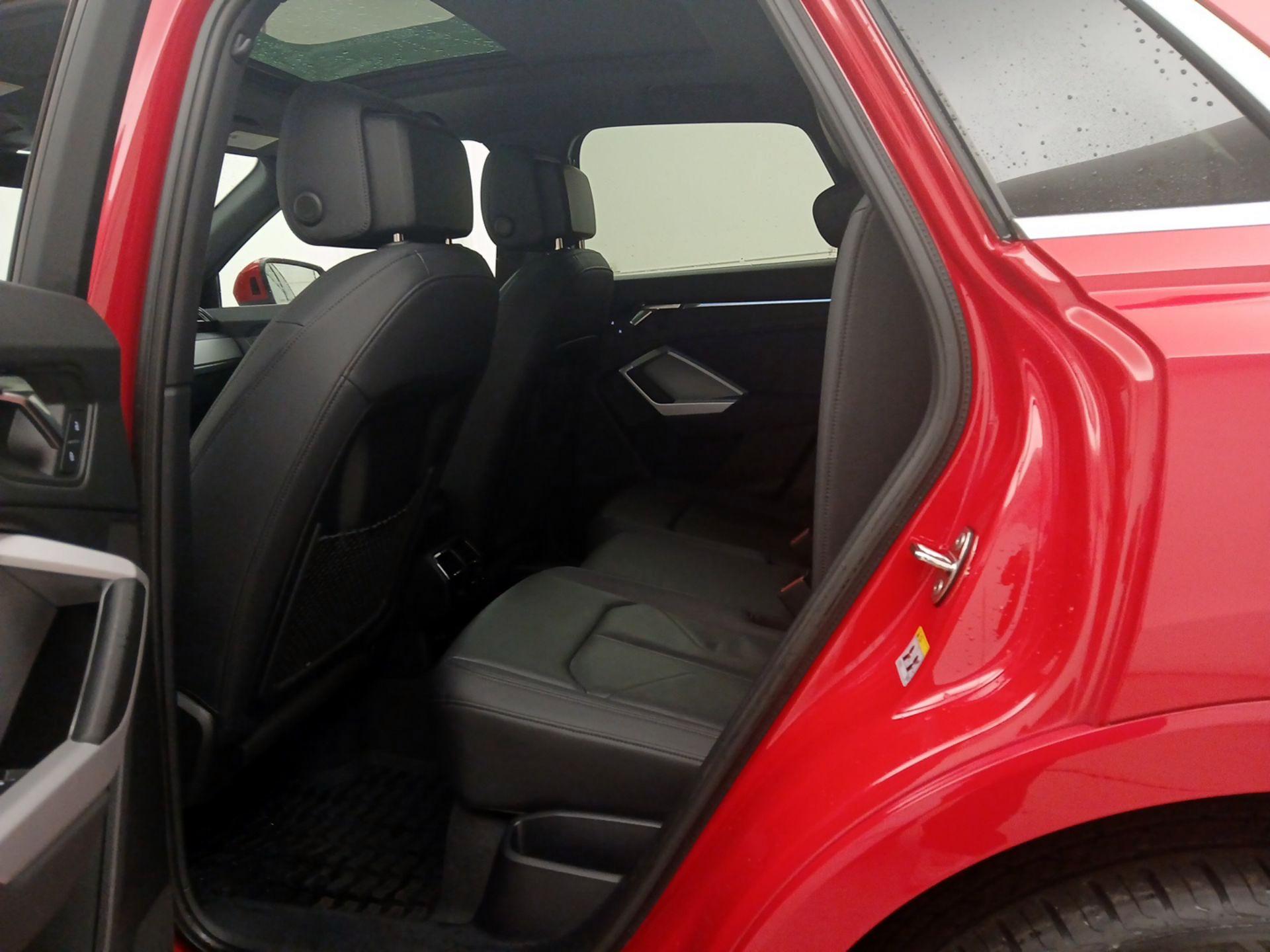 Thumbnail: 2023 Audi Q3 - 20