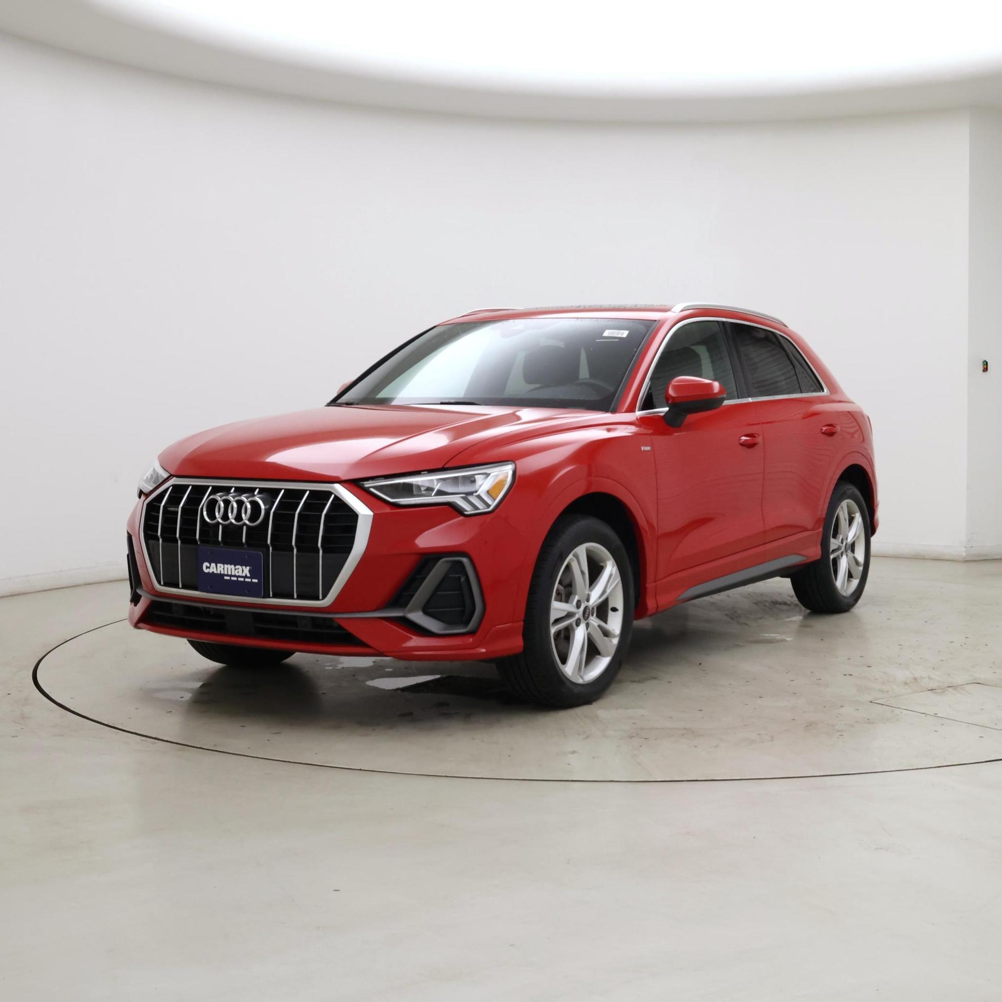 Thumbnail: 2023 Audi Q3 - 4