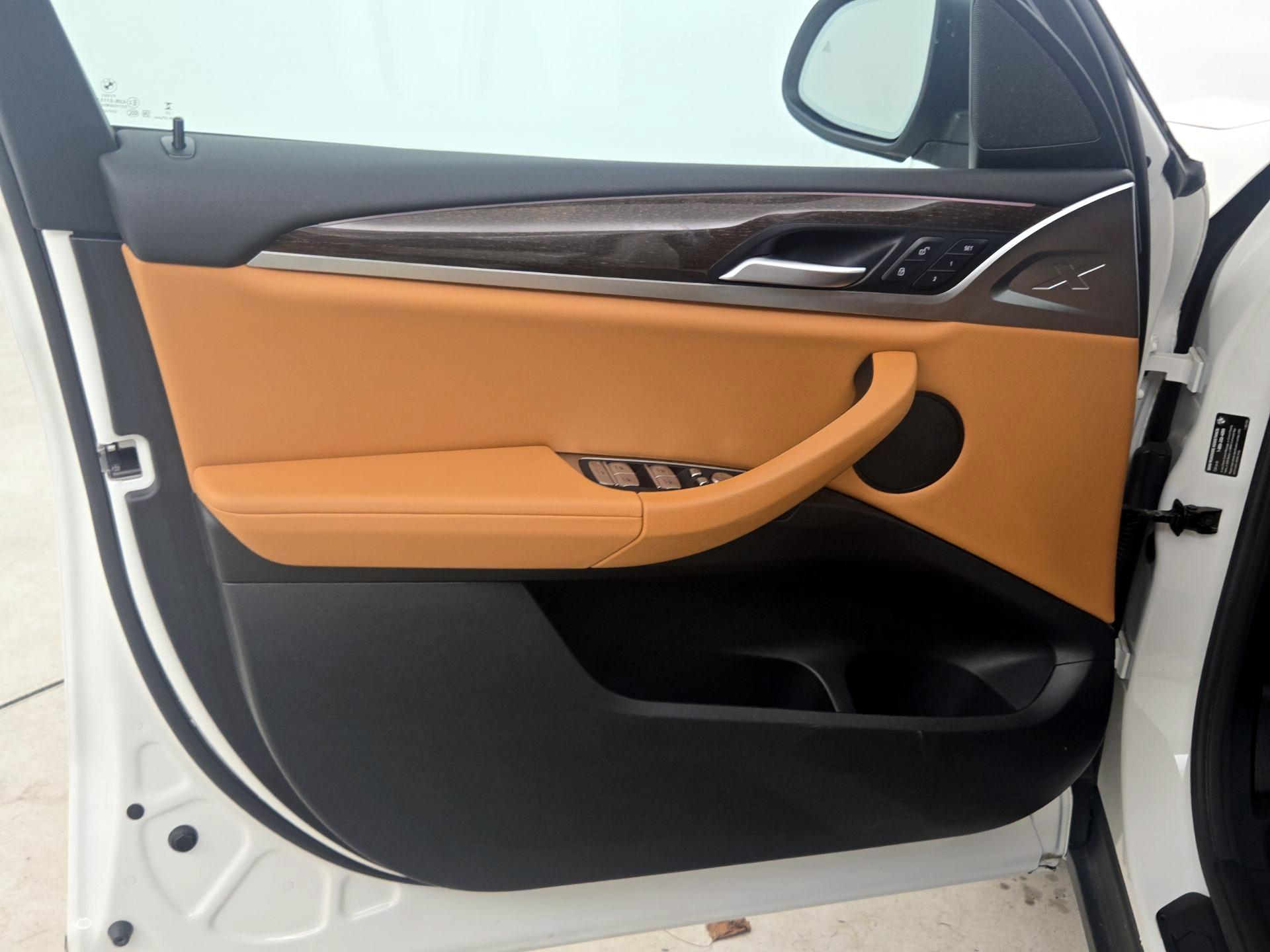 Thumbnail: 2023 BMW X3 - 12