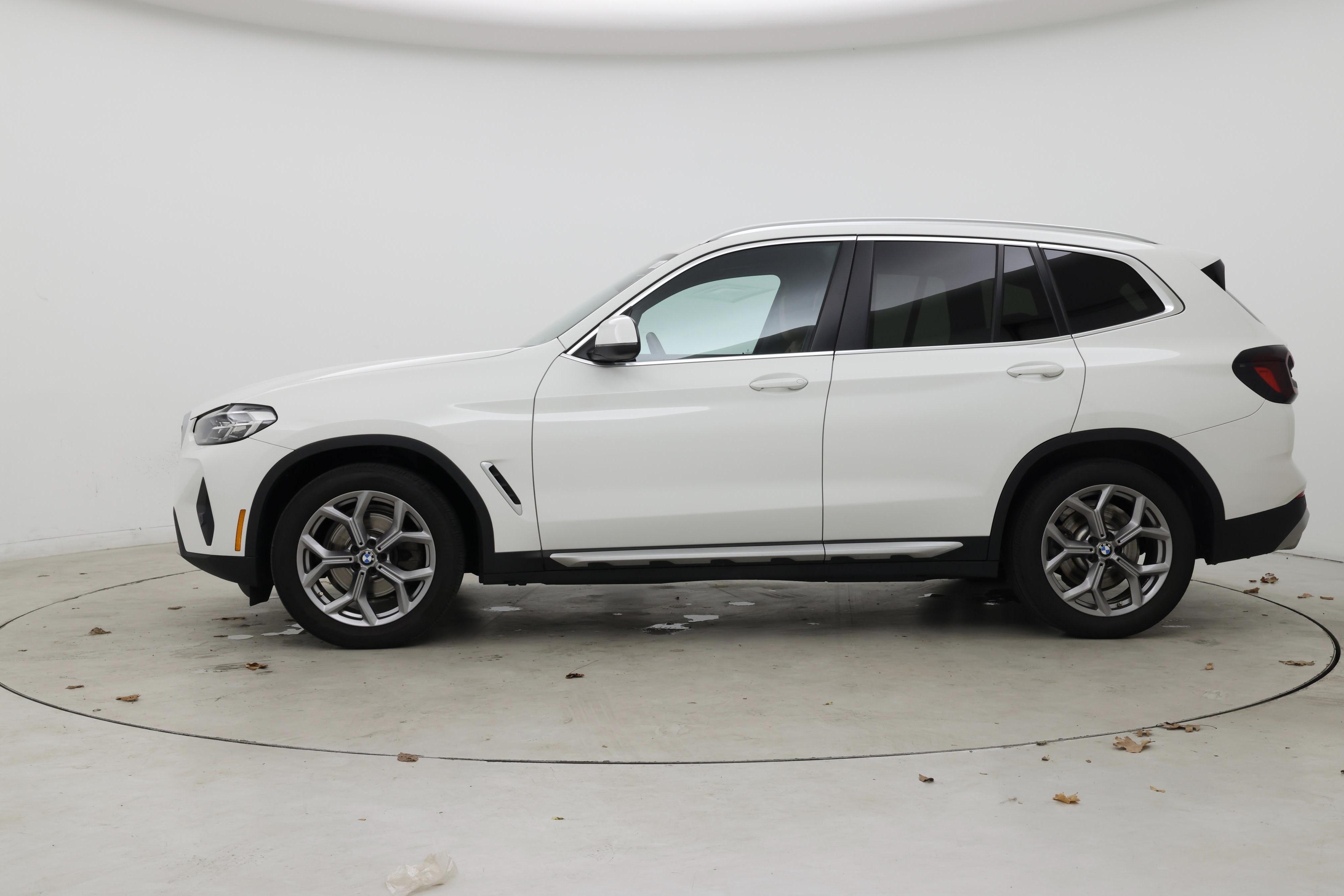 Thumbnail: 2023 BMW X3 - 3