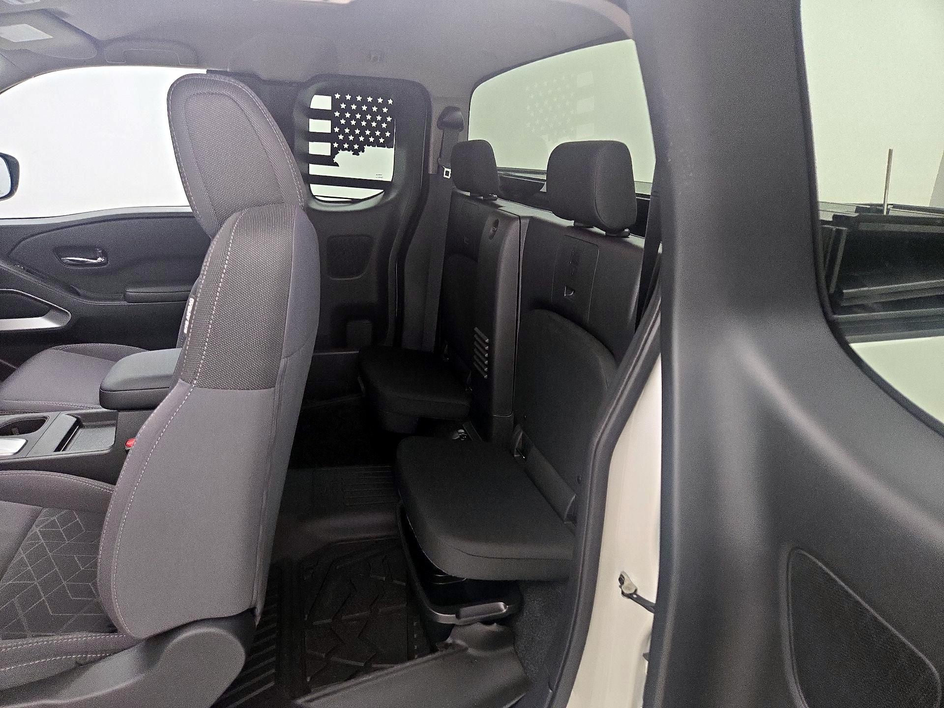 Thumbnail: 2025 Nissan Frontier - 19