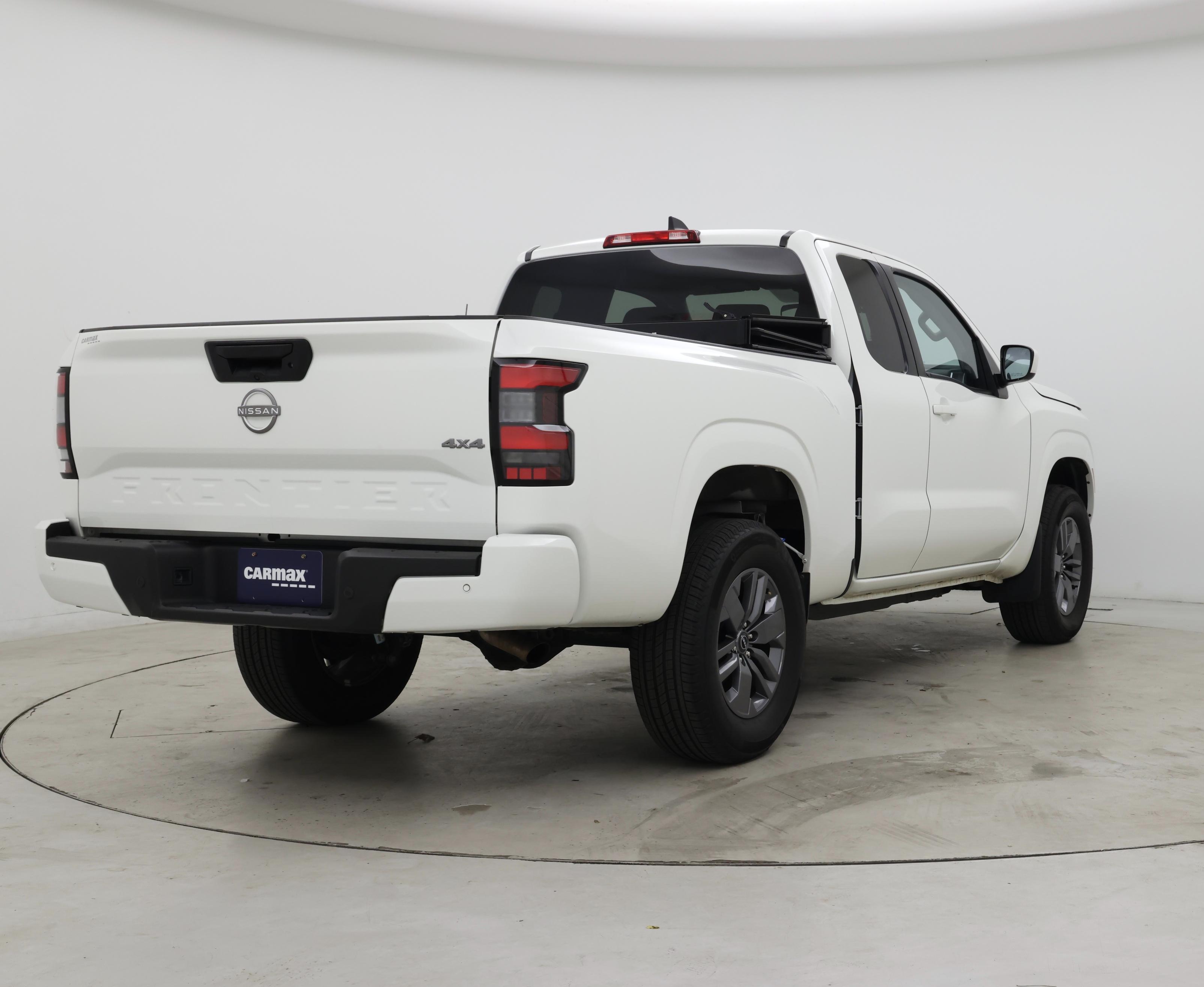 Thumbnail: 2025 Nissan Frontier - 8