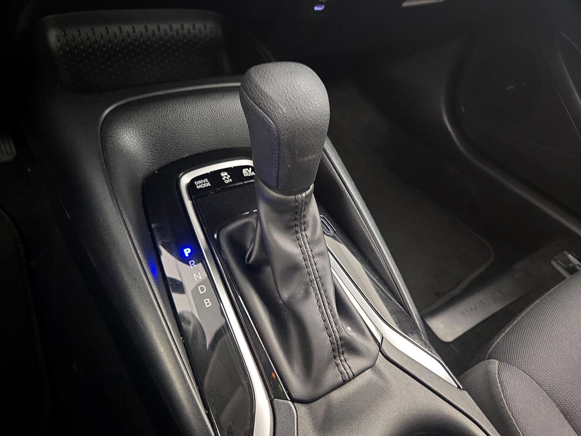 Thumbnail: 2025 Toyota Corolla - 17