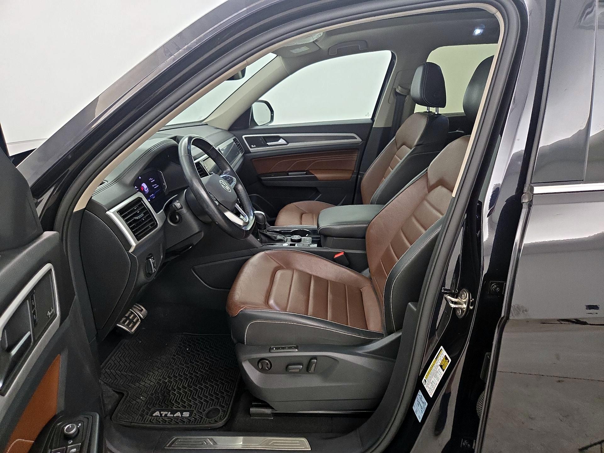 Thumbnail: 2021 Volkswagen Atlas - 11