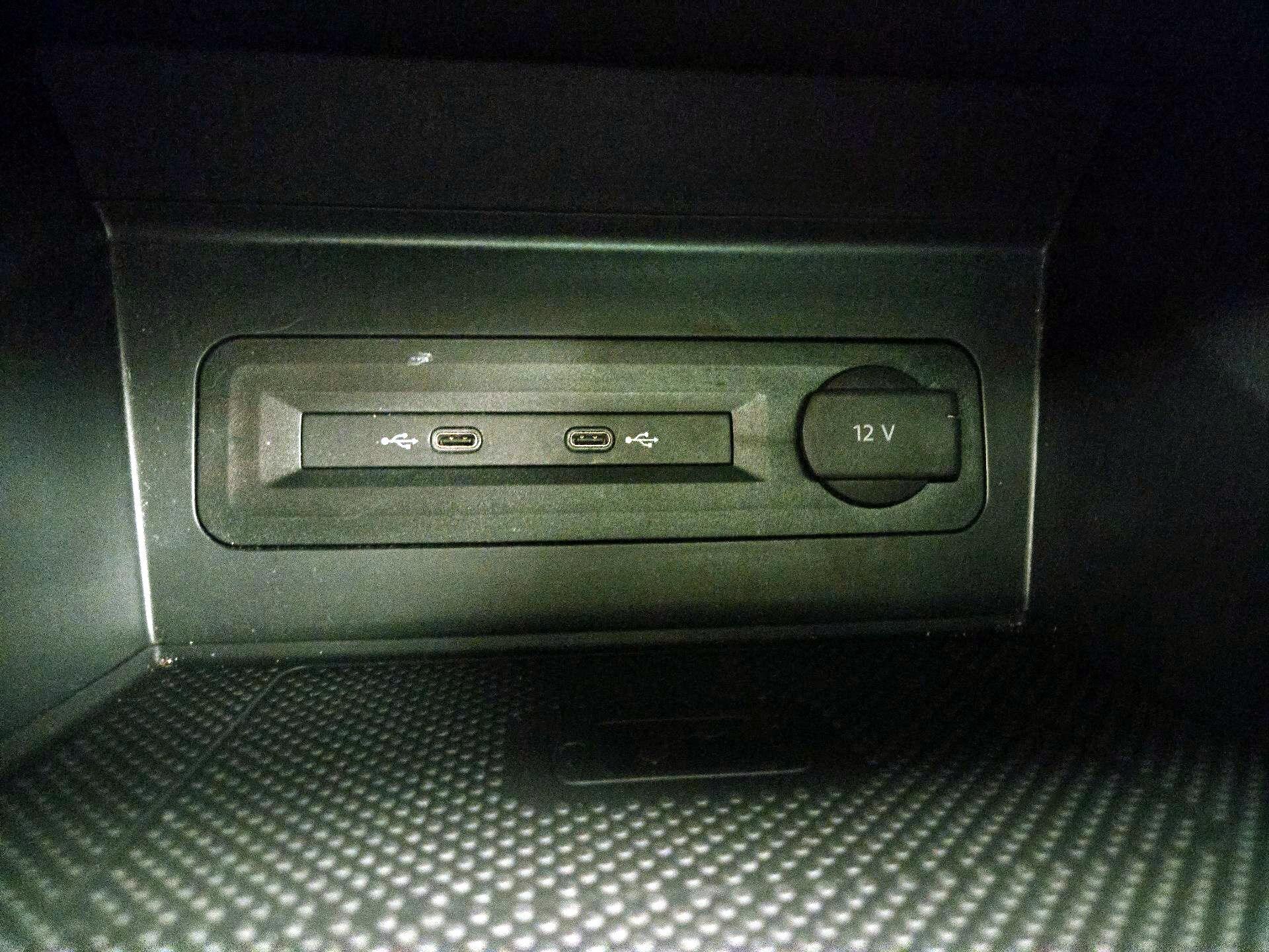 Thumbnail: 2021 Volkswagen Atlas - 19