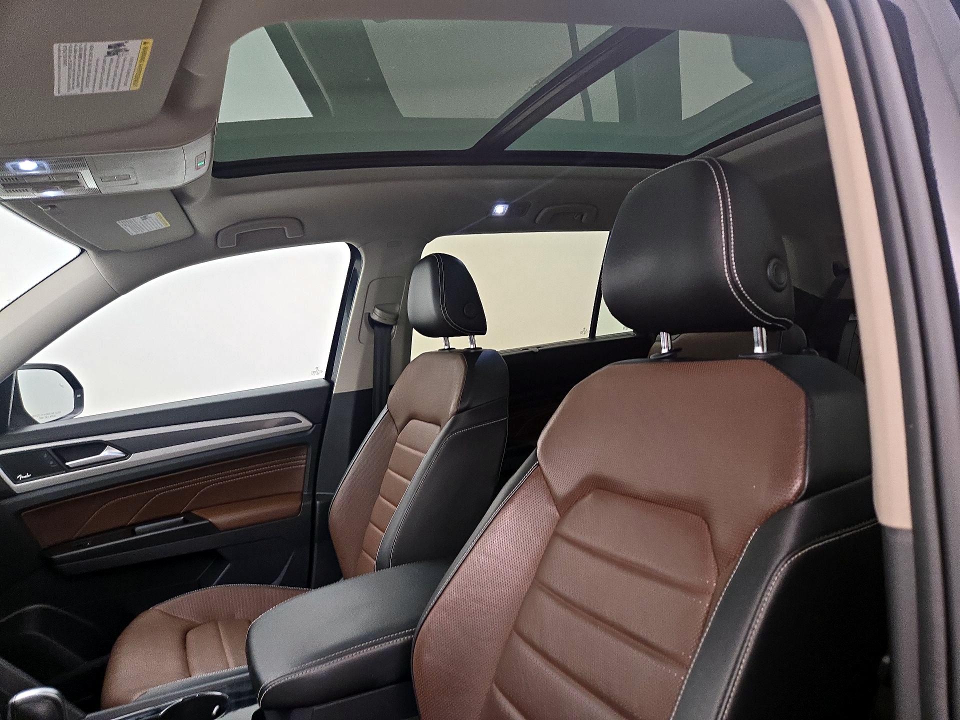 Thumbnail: 2021 Volkswagen Atlas - 20