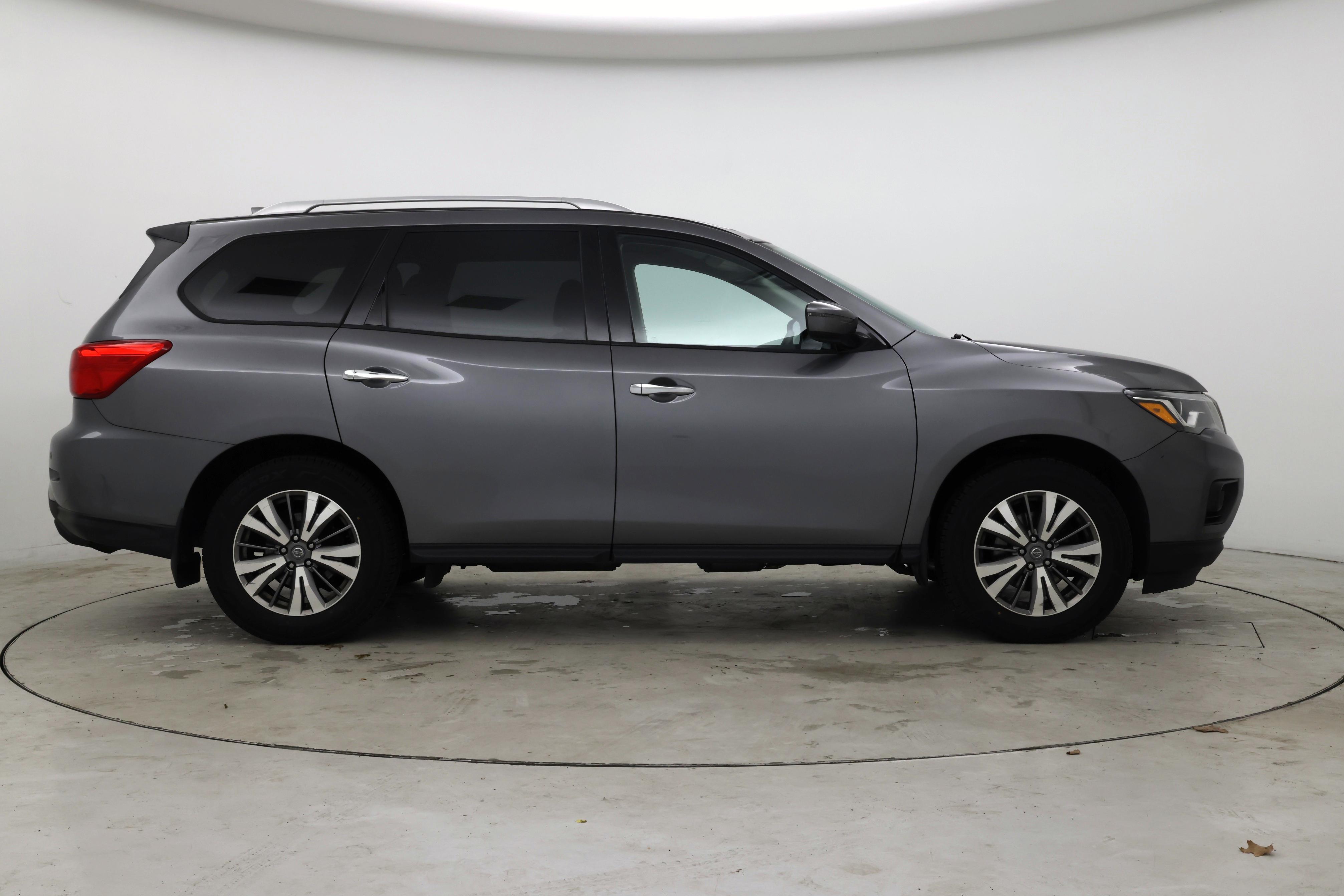 Thumbnail: 2019 Nissan Pathfinder - 7