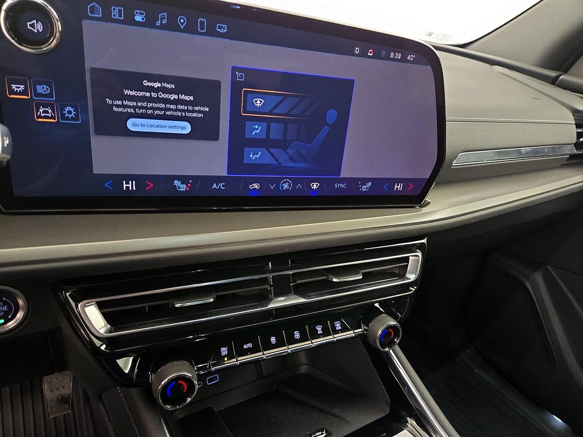 Thumbnail: 2025 Chevrolet Traverse - 16