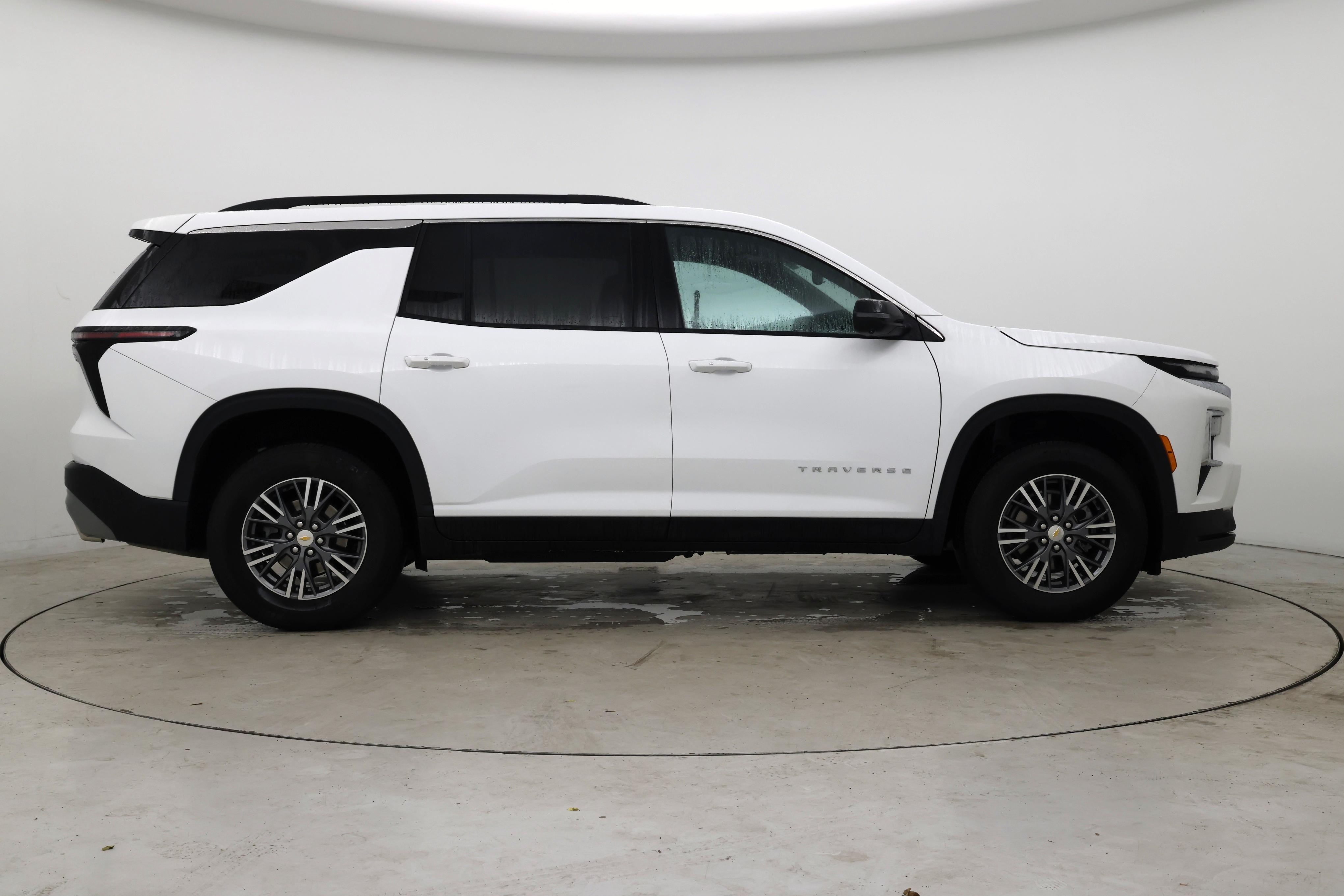 Thumbnail: 2025 Chevrolet Traverse - 7