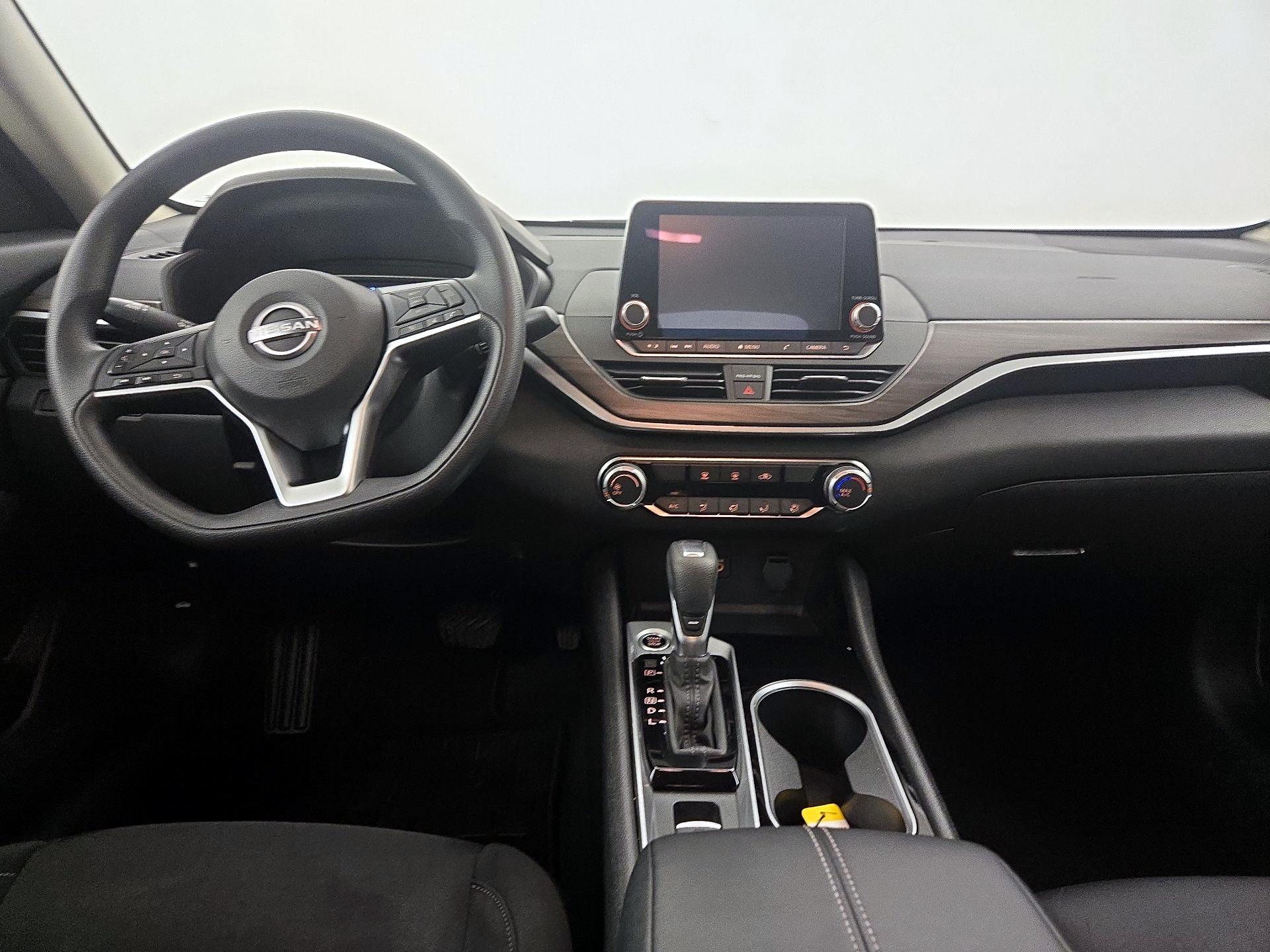 Thumbnail: 2024 Nissan Altima - 9