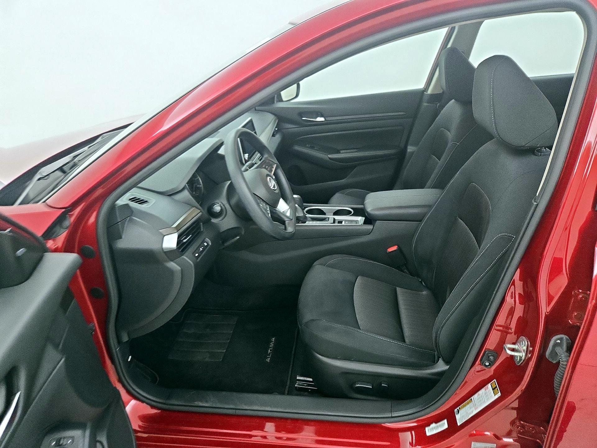 Thumbnail: 2024 Nissan Altima - 11