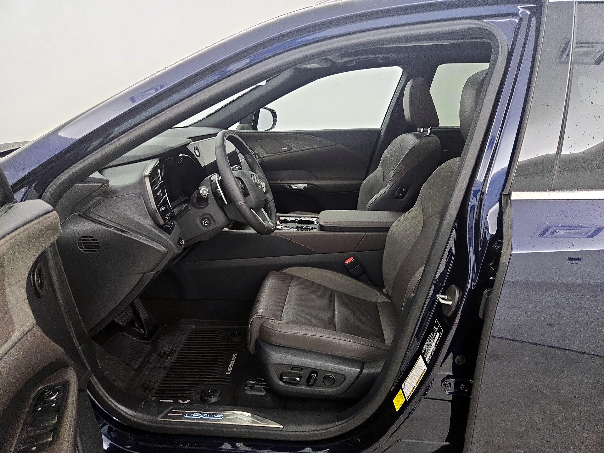 Thumbnail: 2025 Lexus RX - 11