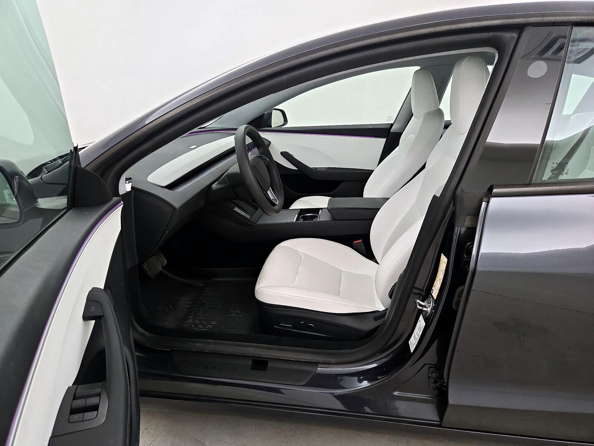 Thumbnail: 2025 Tesla Model 3 - 11