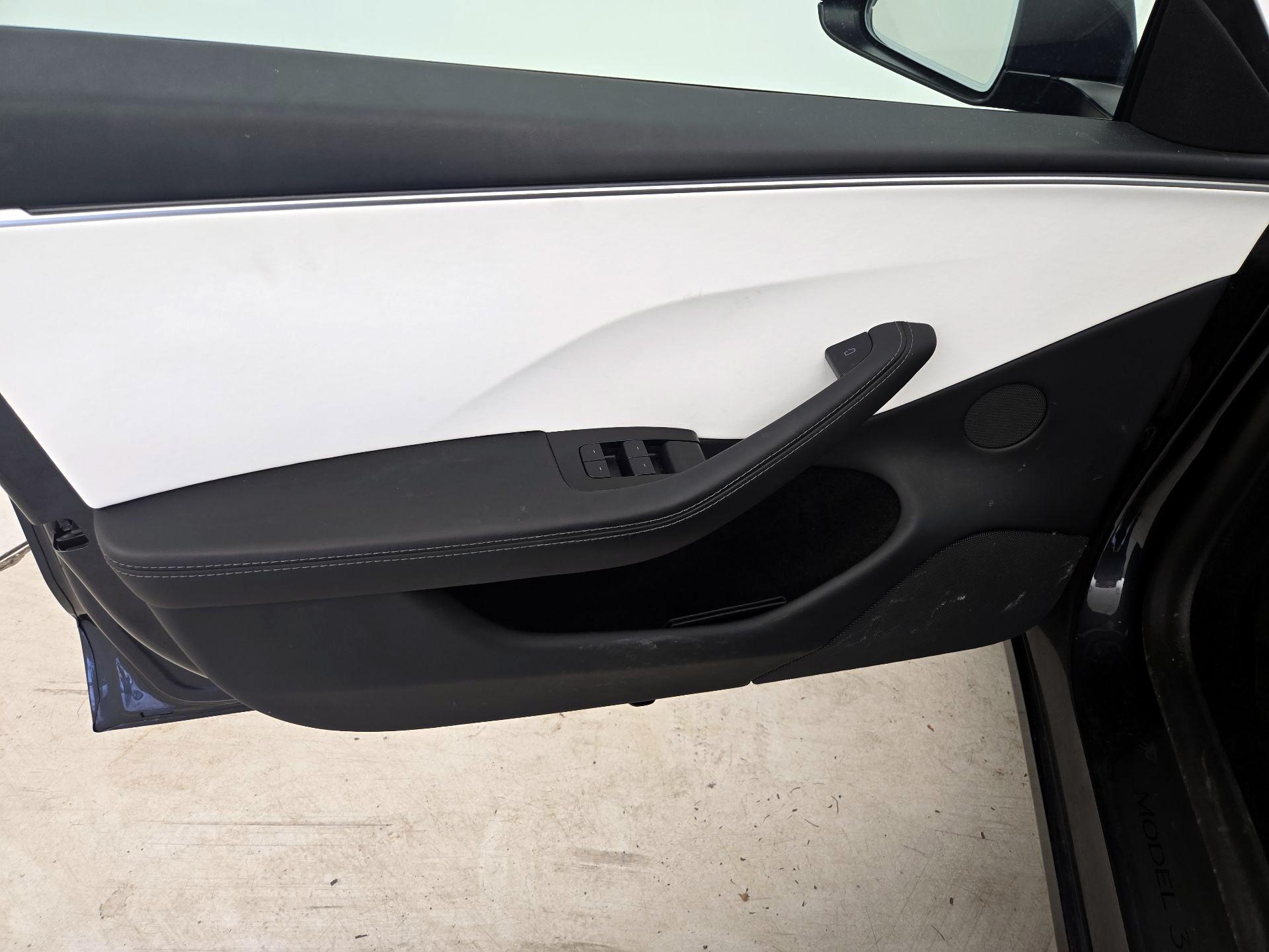 Thumbnail: 2025 Tesla Model 3 - 12