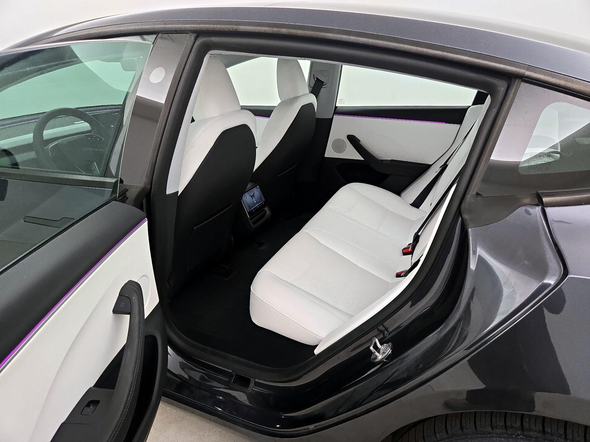 Thumbnail: 2025 Tesla Model 3 - 18