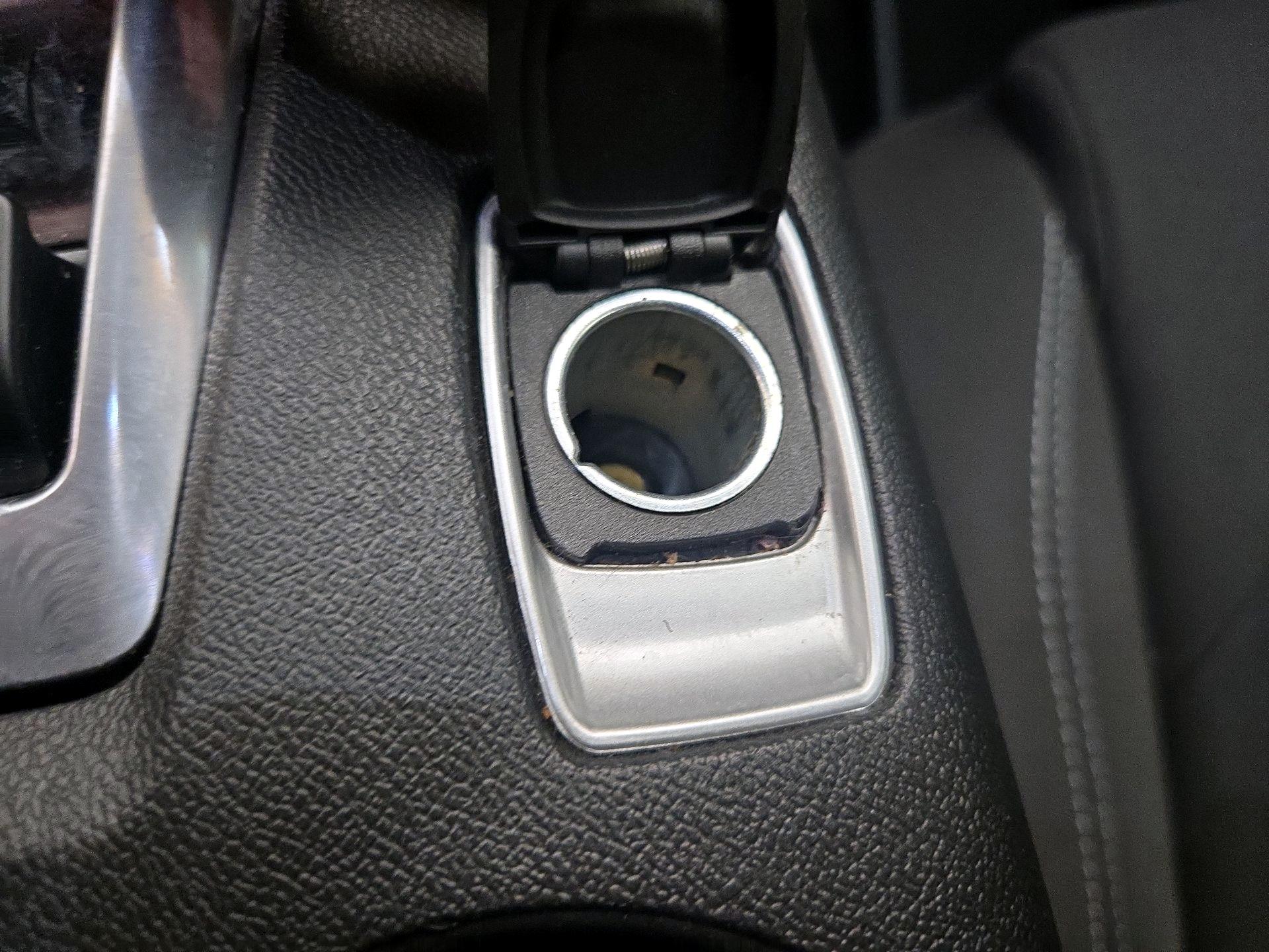 Thumbnail: 2018 Chevrolet Camaro - 17