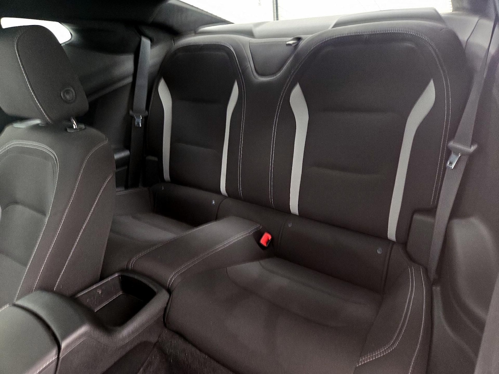 2018 Chevrolet Camaro 1LT - Photo 20