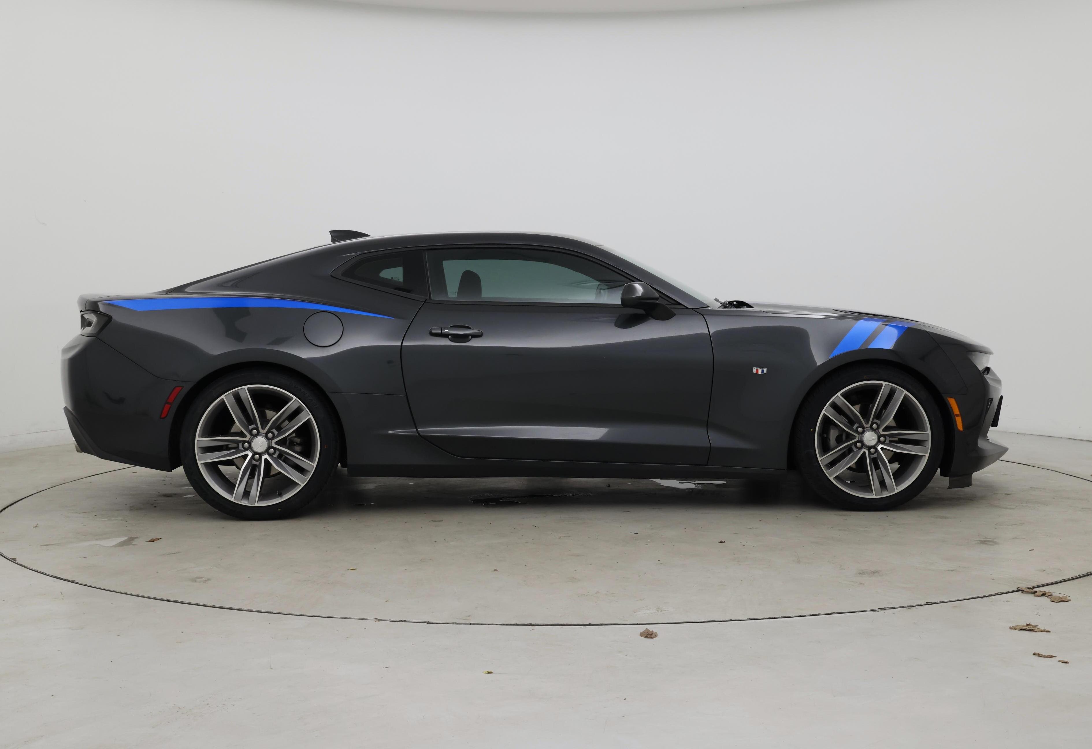 Thumbnail: 2018 Chevrolet Camaro - 7