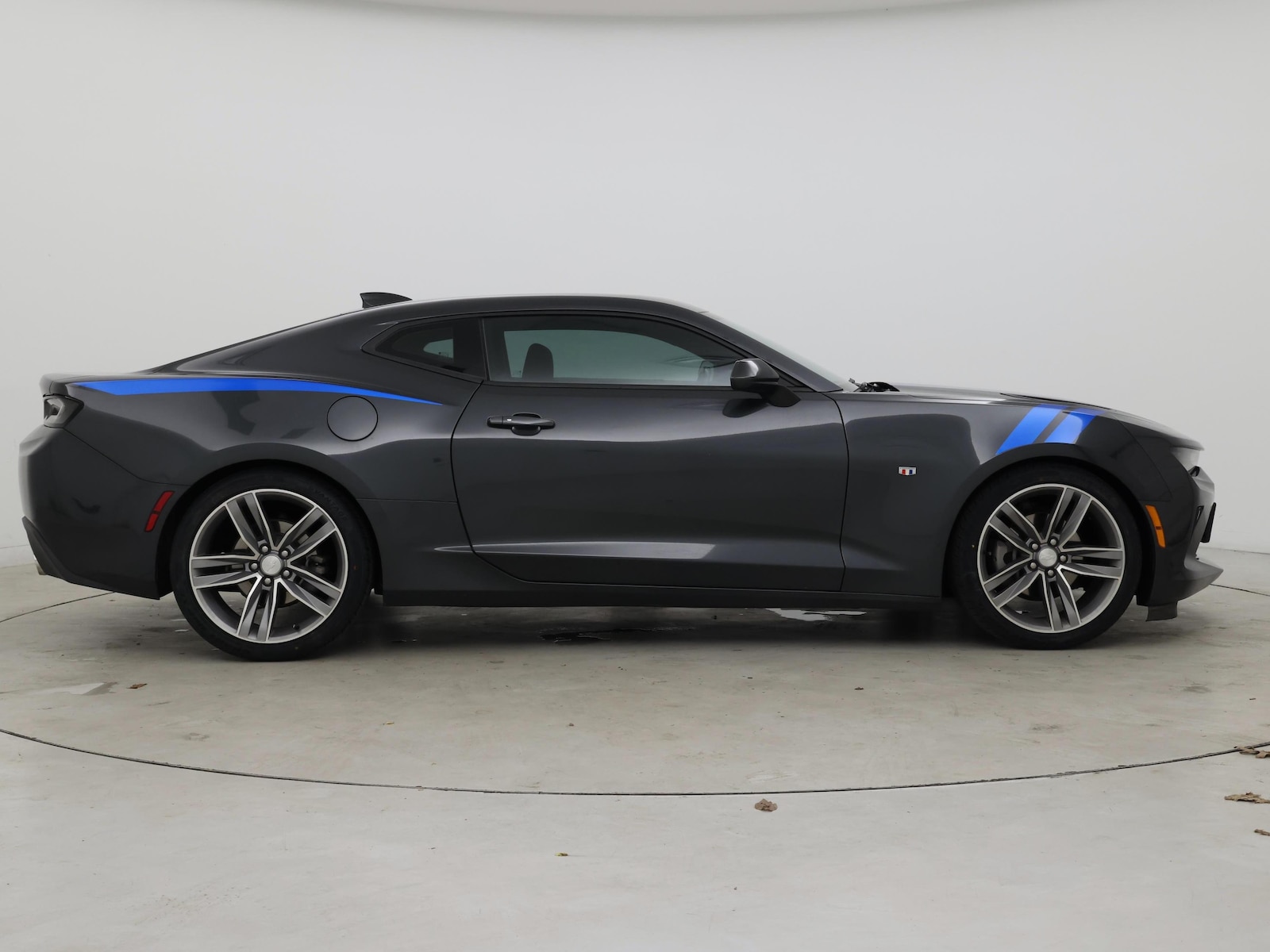 2018 Chevrolet Camaro 1LT - Photo 8
