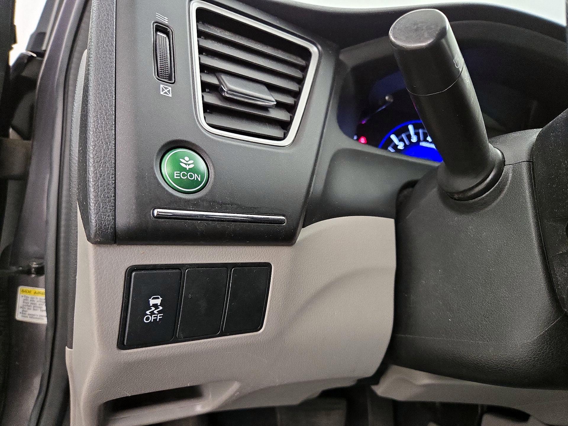 Thumbnail: 2015 Honda Civic - 13