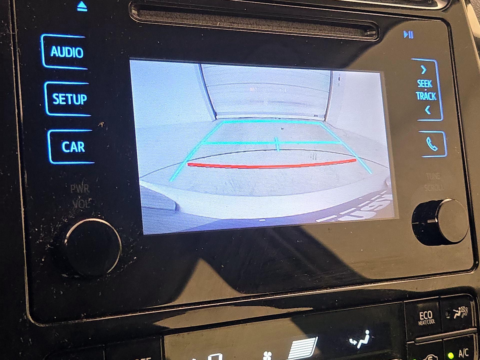 Thumbnail: 2017 Toyota Prius - 14