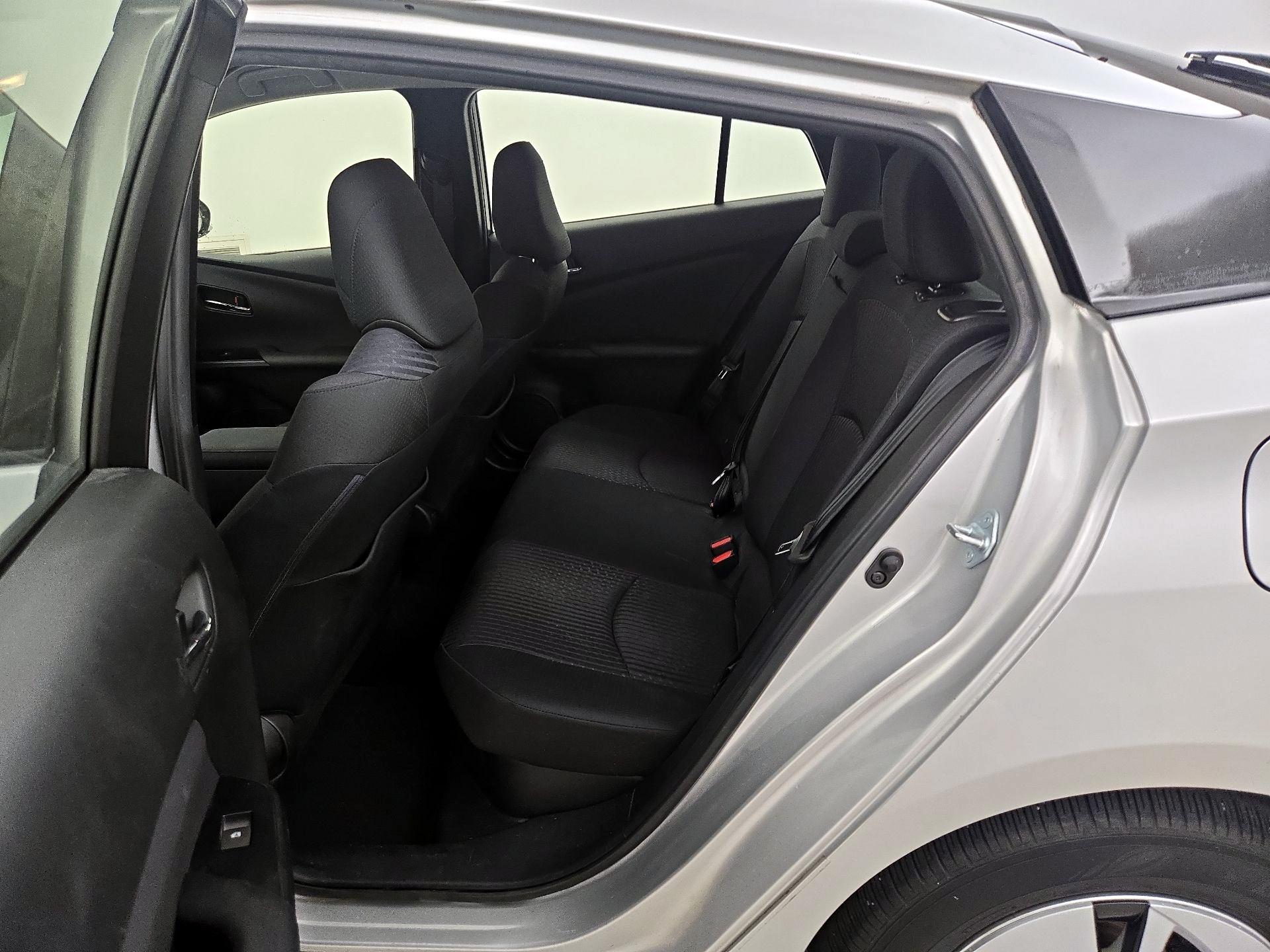 Thumbnail: 2017 Toyota Prius - 19