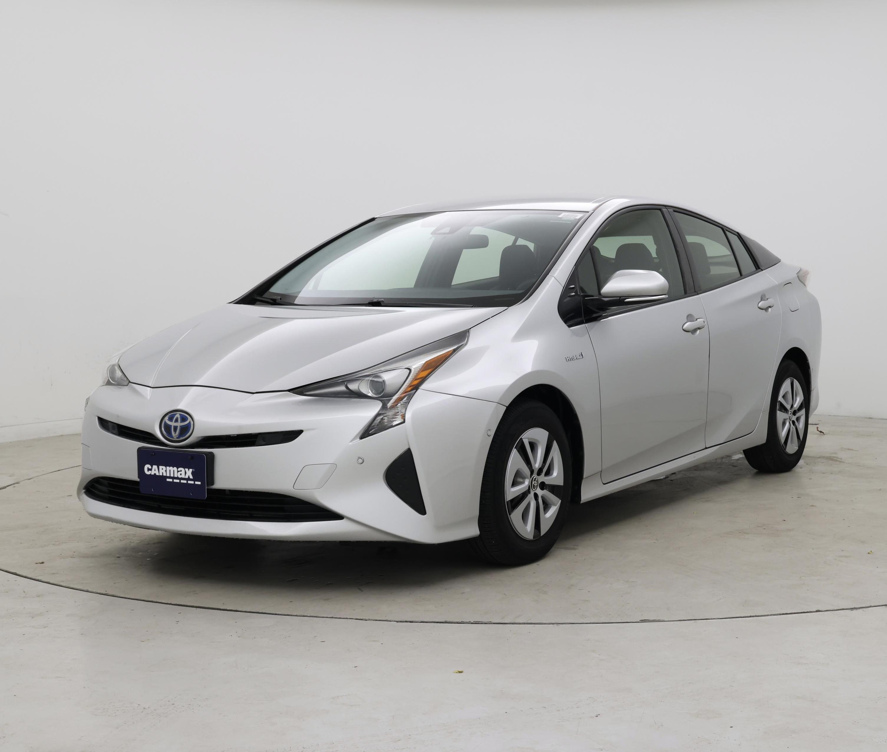 Thumbnail: 2017 Toyota Prius - 4
