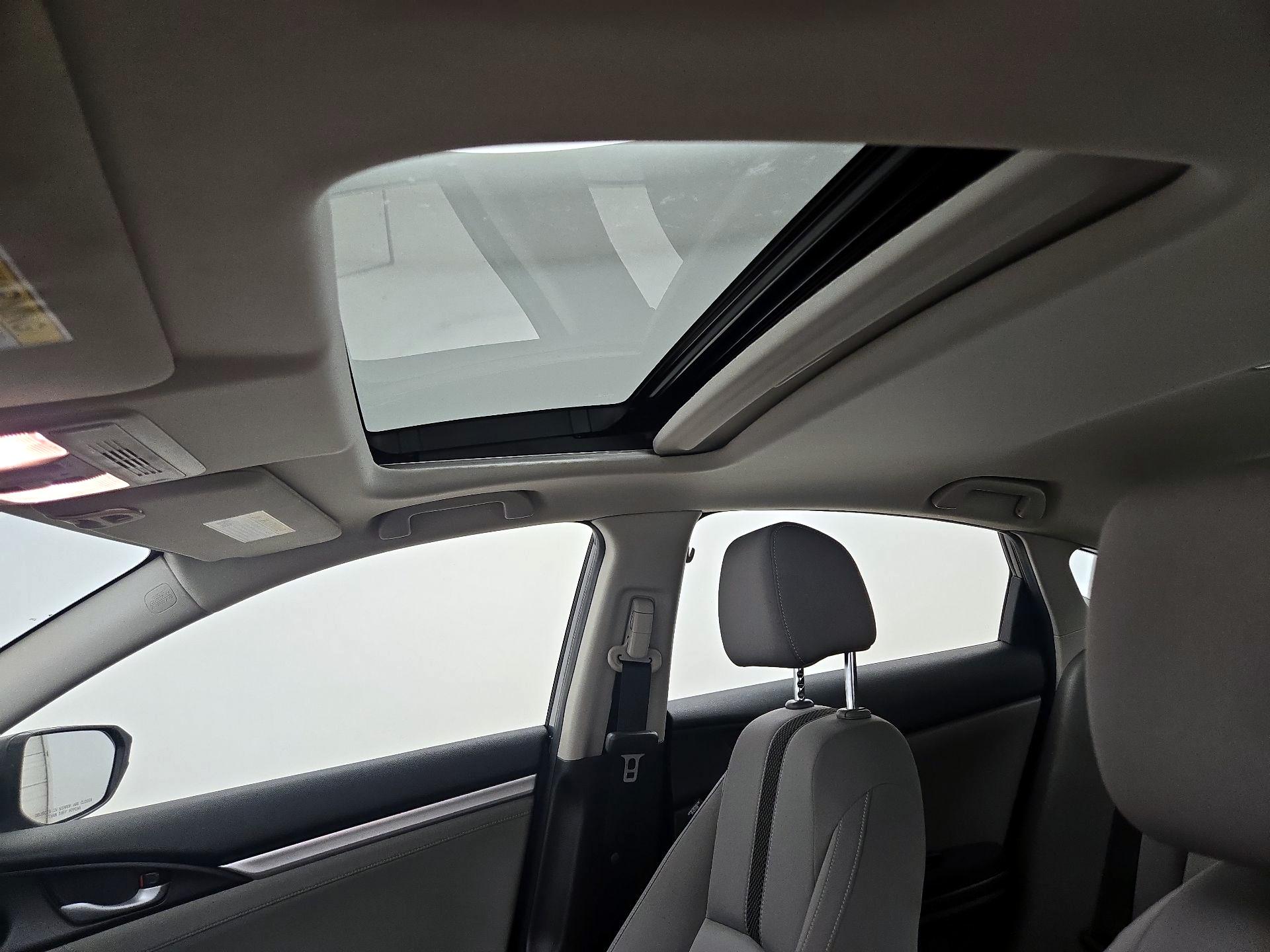 Thumbnail: 2019 Honda Civic - 19