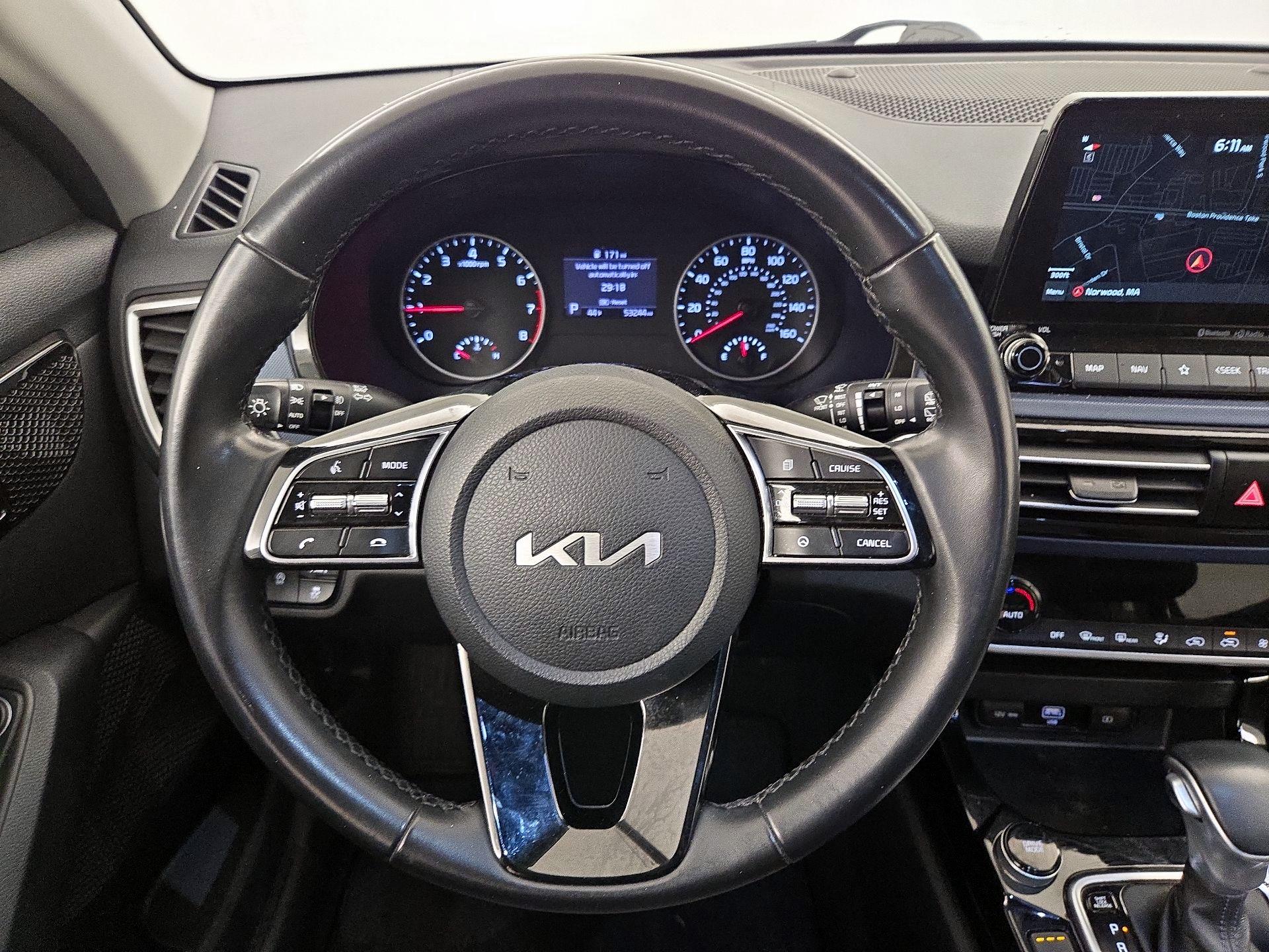 Thumbnail: 2022 Kia Seltos - 10