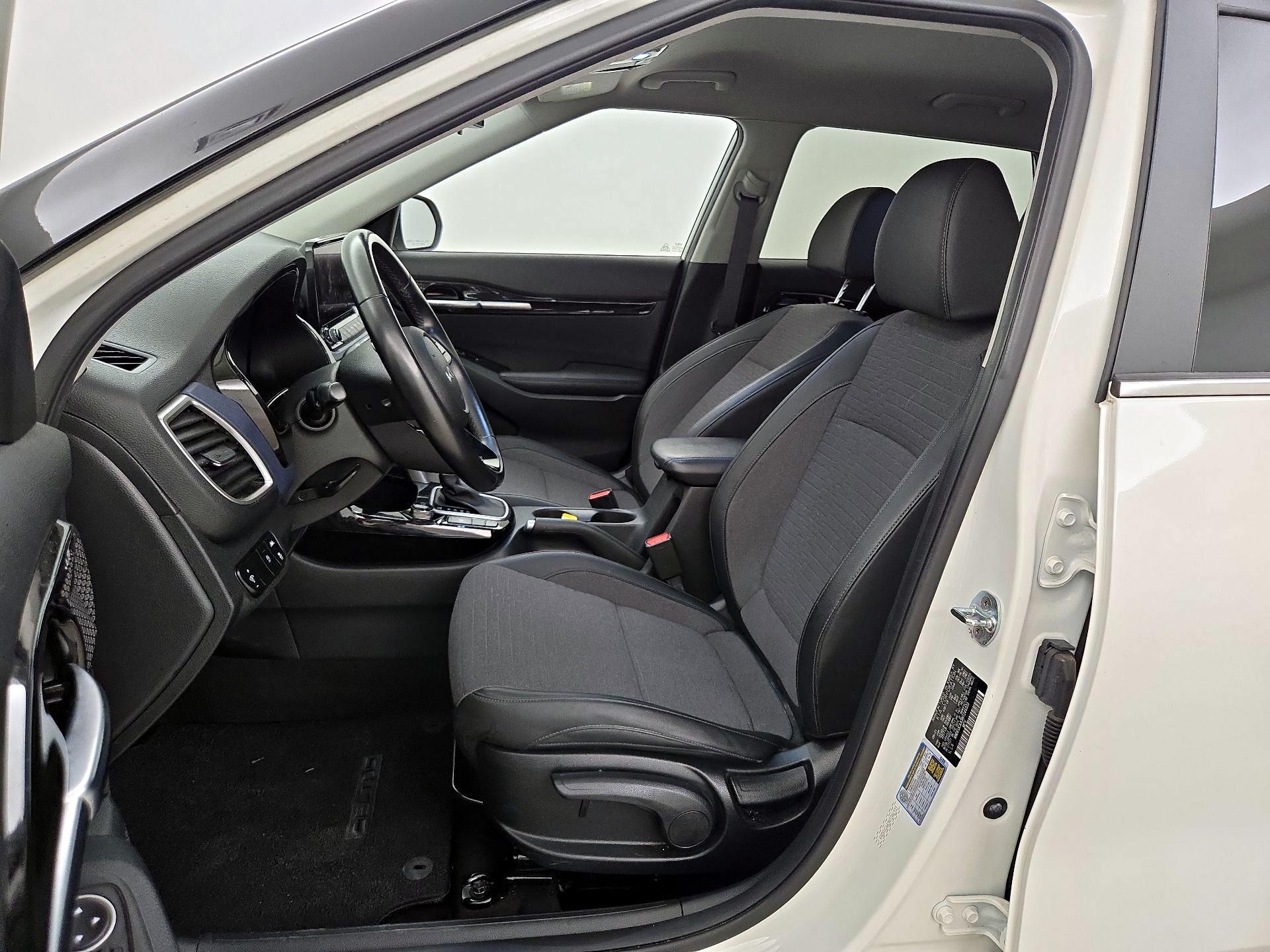 Thumbnail: 2022 Kia Seltos - 11