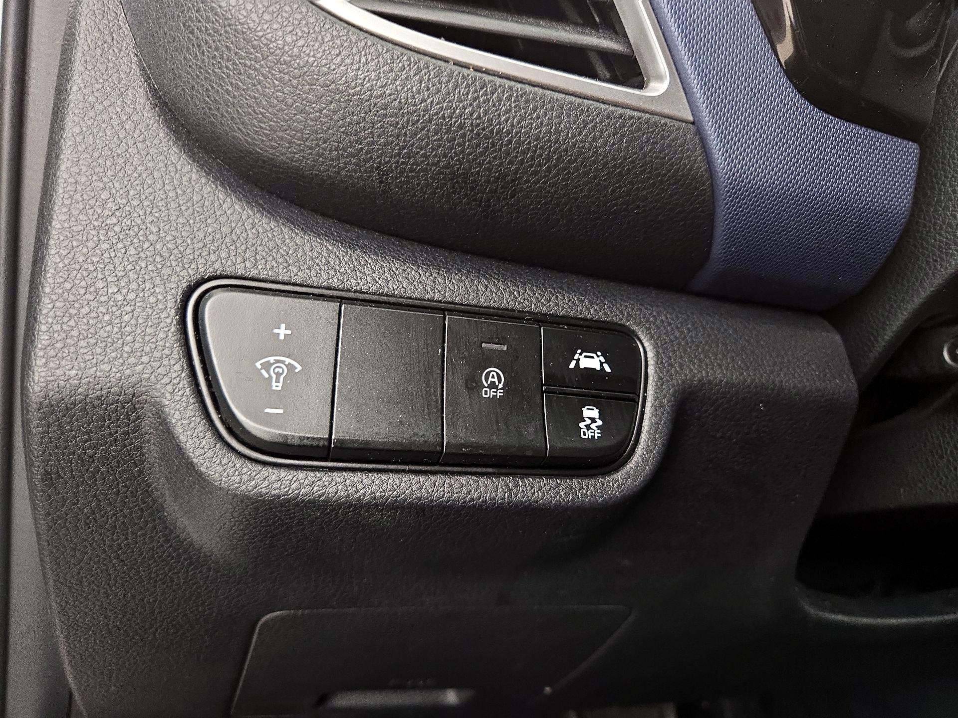 Thumbnail: 2022 Kia Seltos - 13