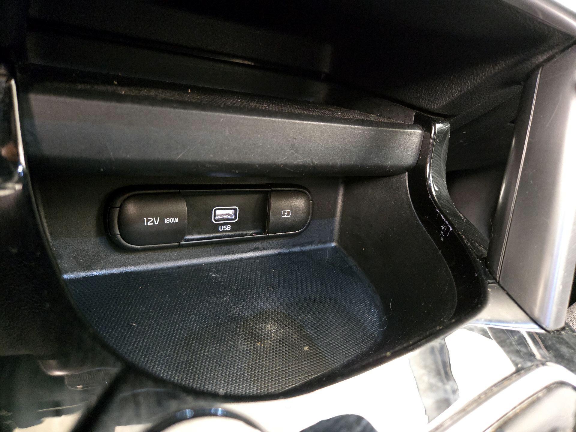 Thumbnail: 2022 Kia Seltos - 19