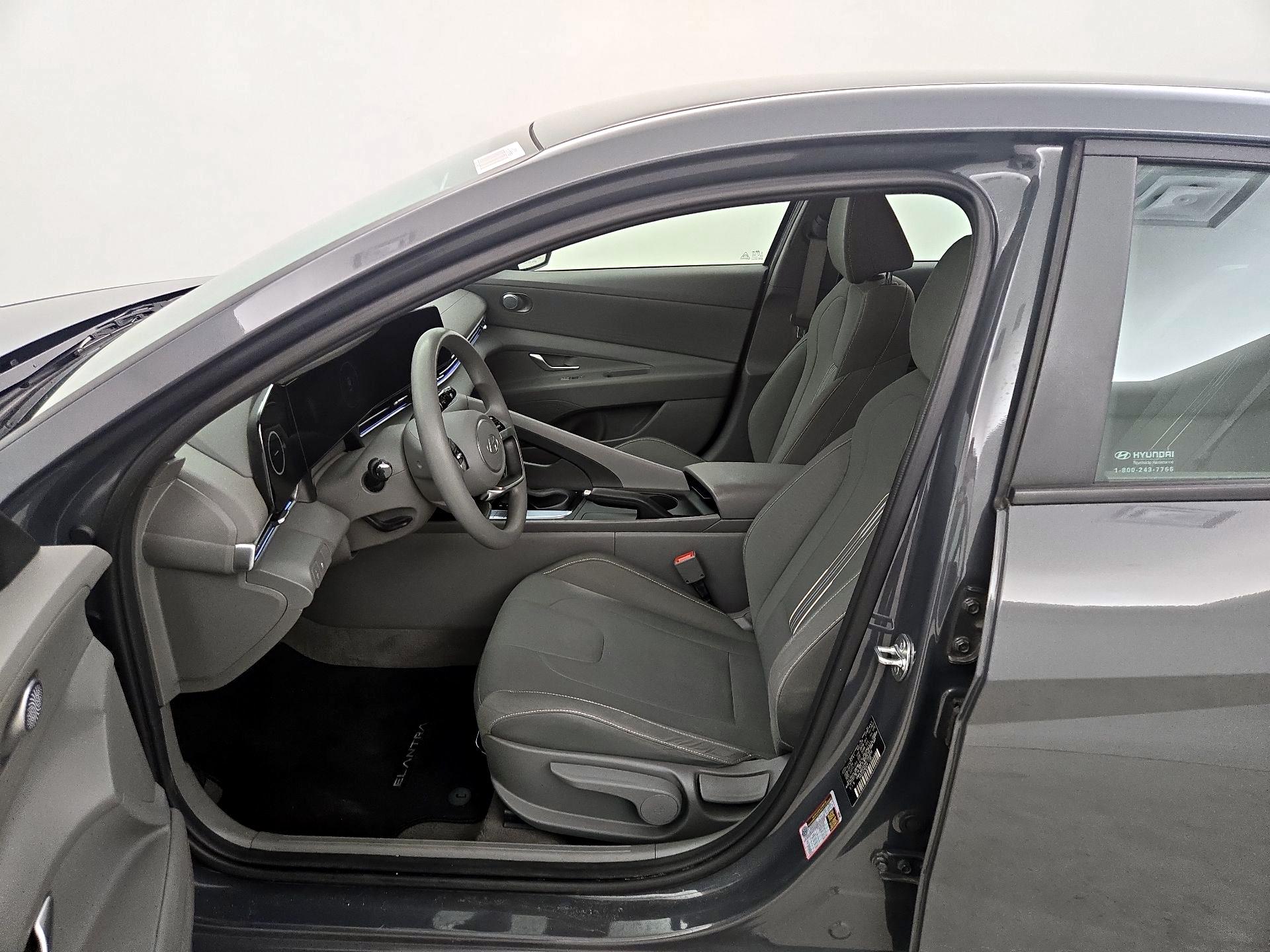 Thumbnail: 2024 Hyundai Elantra - 11