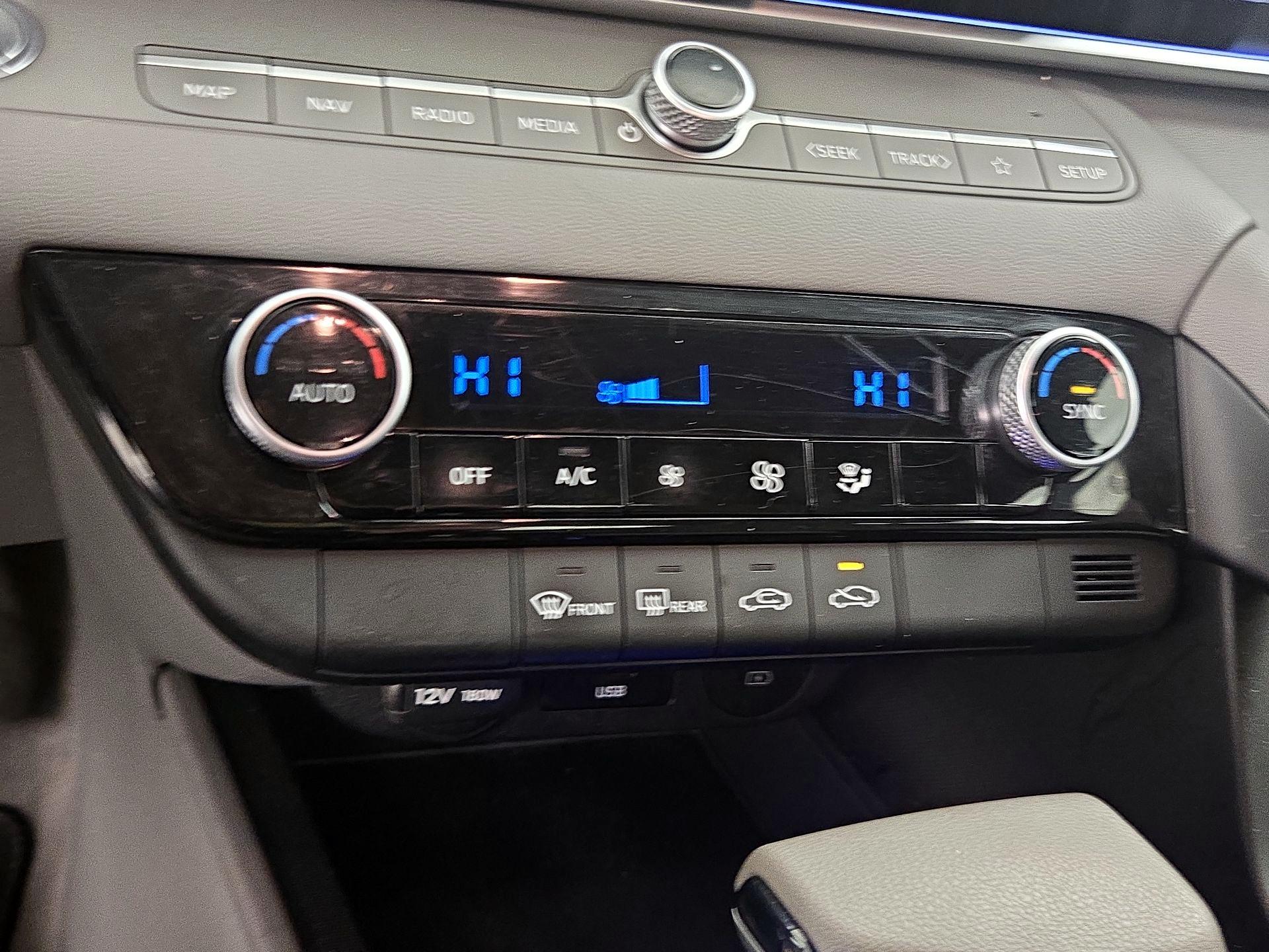 Thumbnail: 2024 Hyundai Elantra - 17