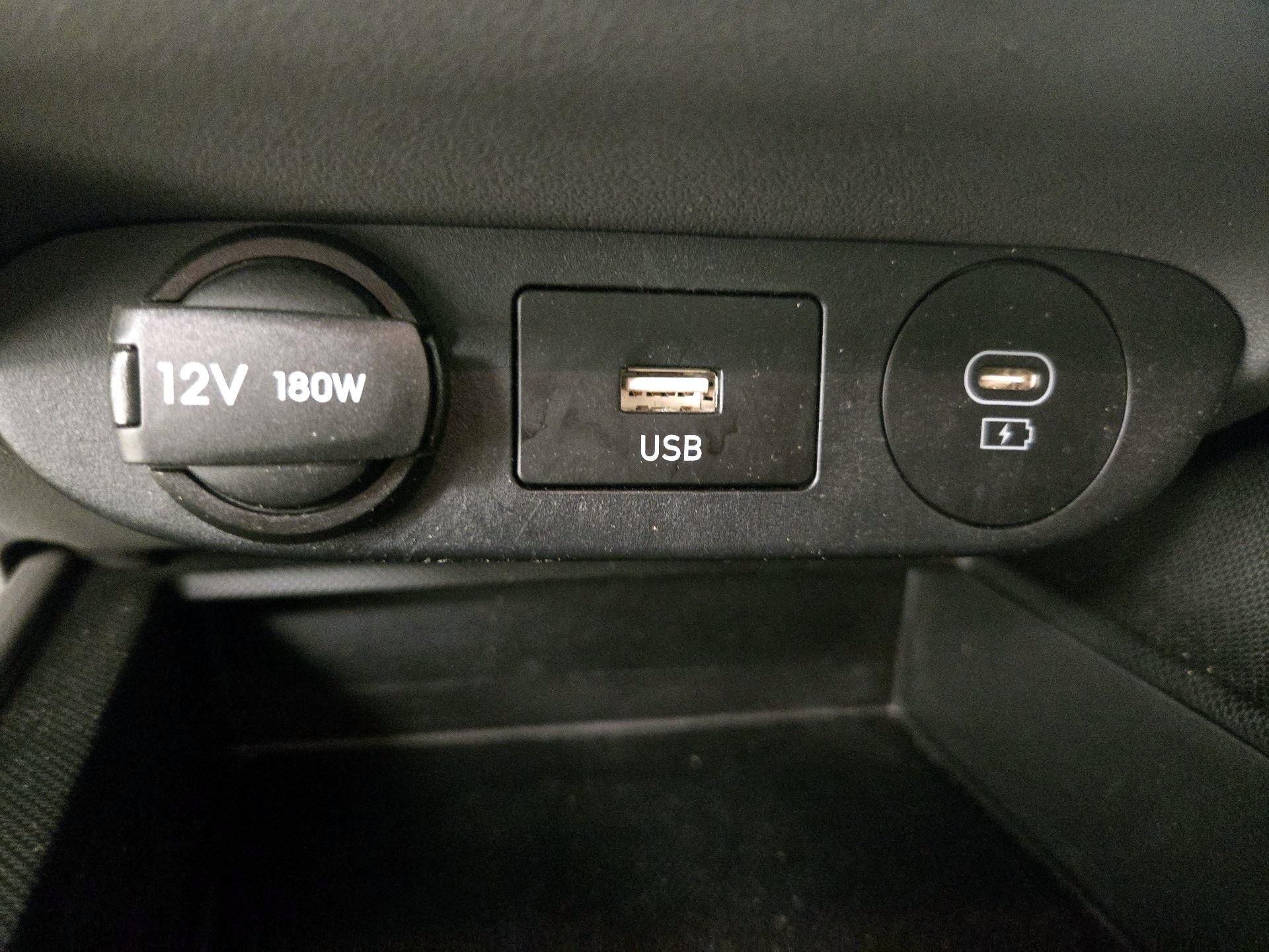 Thumbnail: 2024 Hyundai Elantra - 19