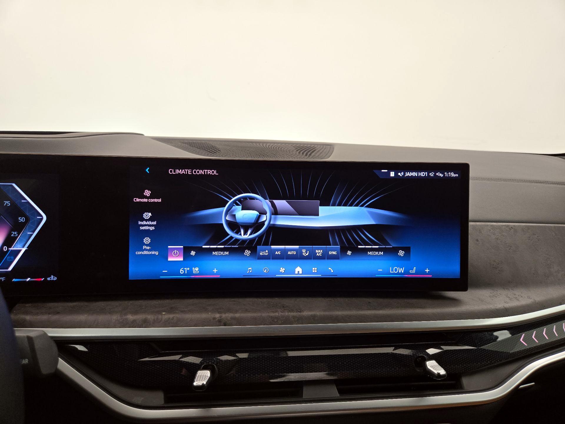 Thumbnail: 2024 BMW X5 - 17