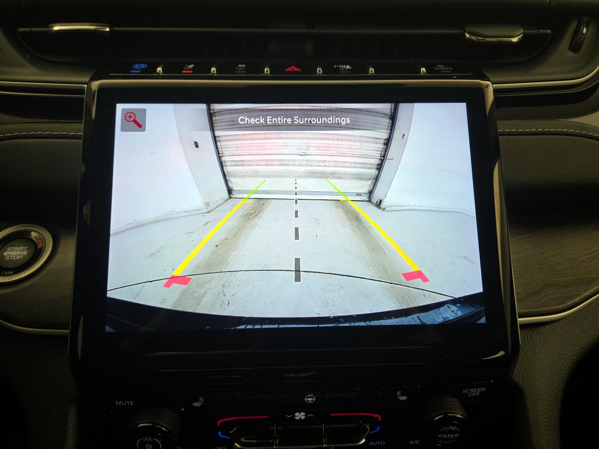 Thumbnail: 2022 Jeep Grand Cherokee - 15