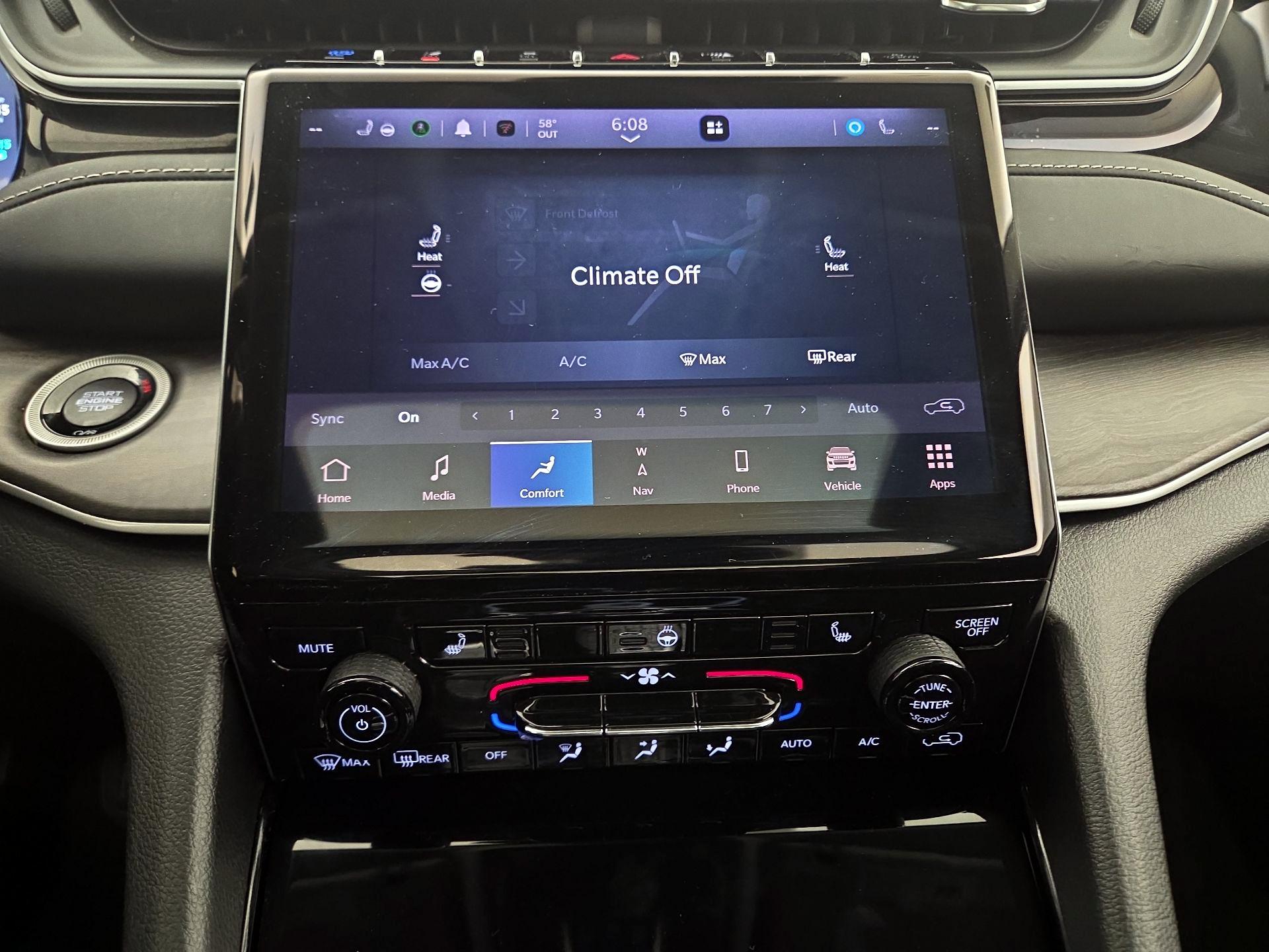 Thumbnail: 2022 Jeep Grand Cherokee - 17