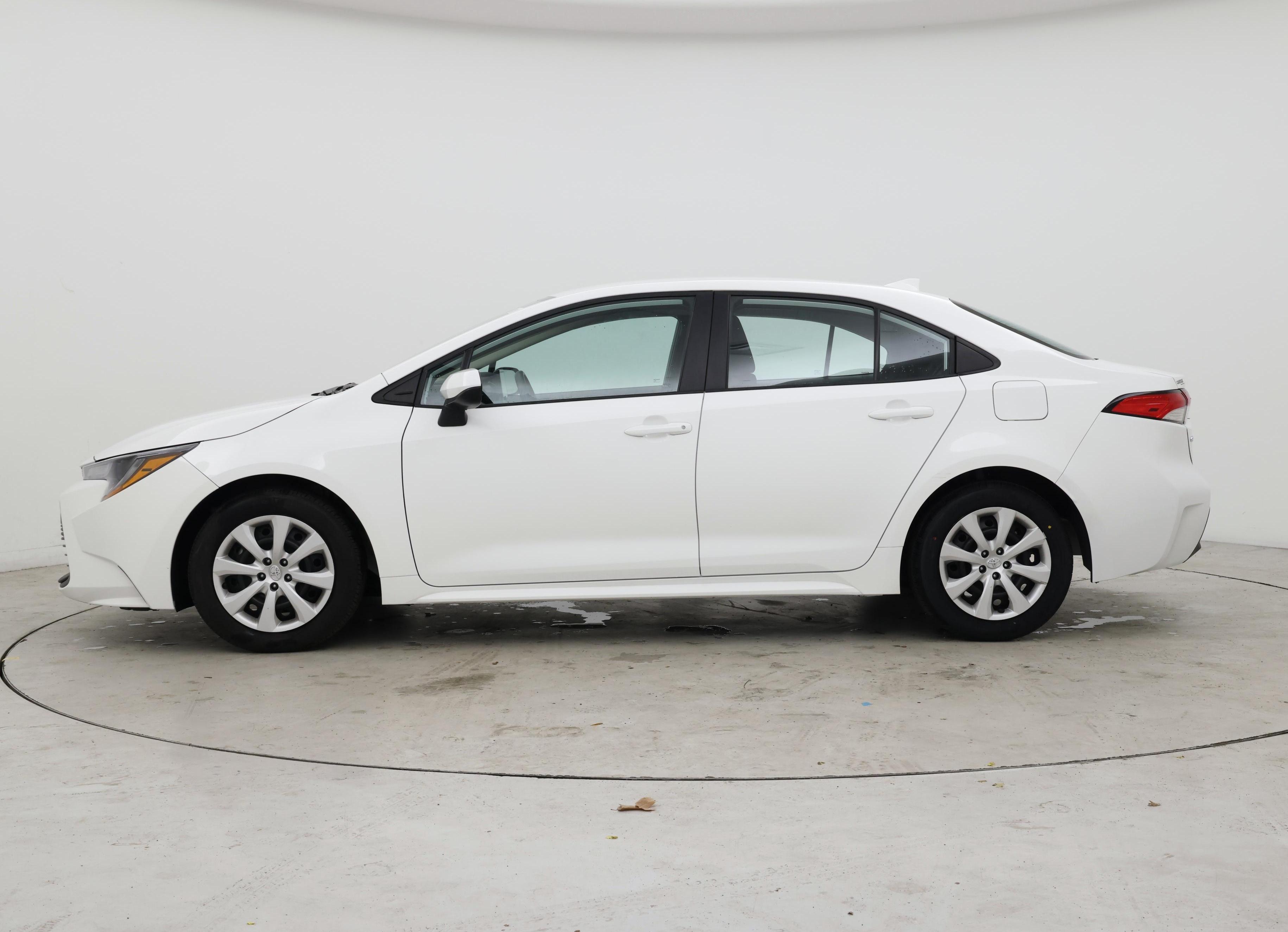 Thumbnail: 2024 Toyota Corolla - 3