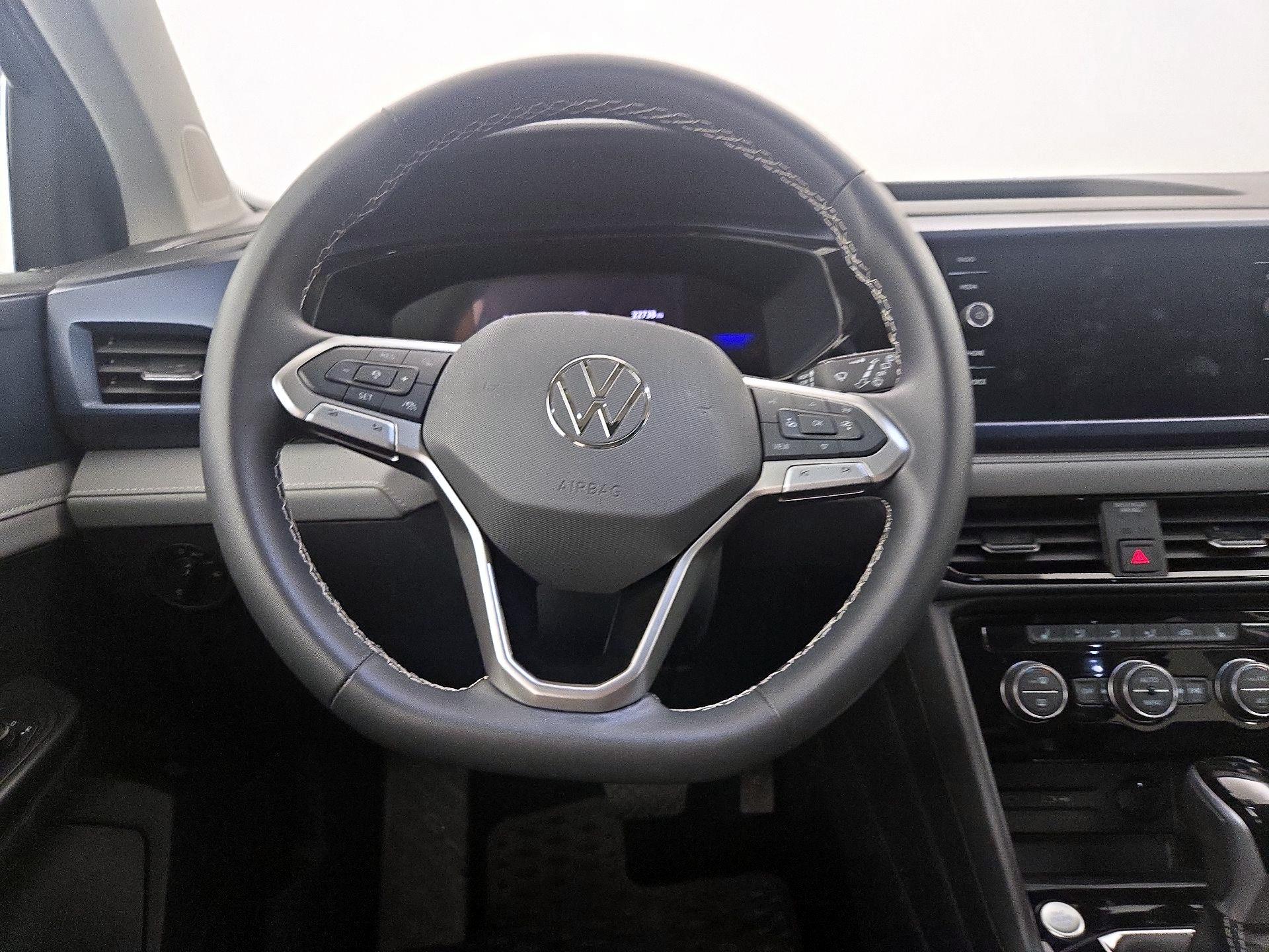 Thumbnail: 2024 Volkswagen Taos - 10