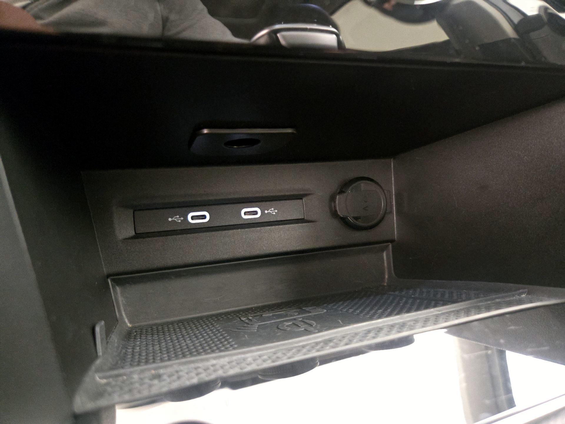 Thumbnail: 2024 Volkswagen Taos - 18