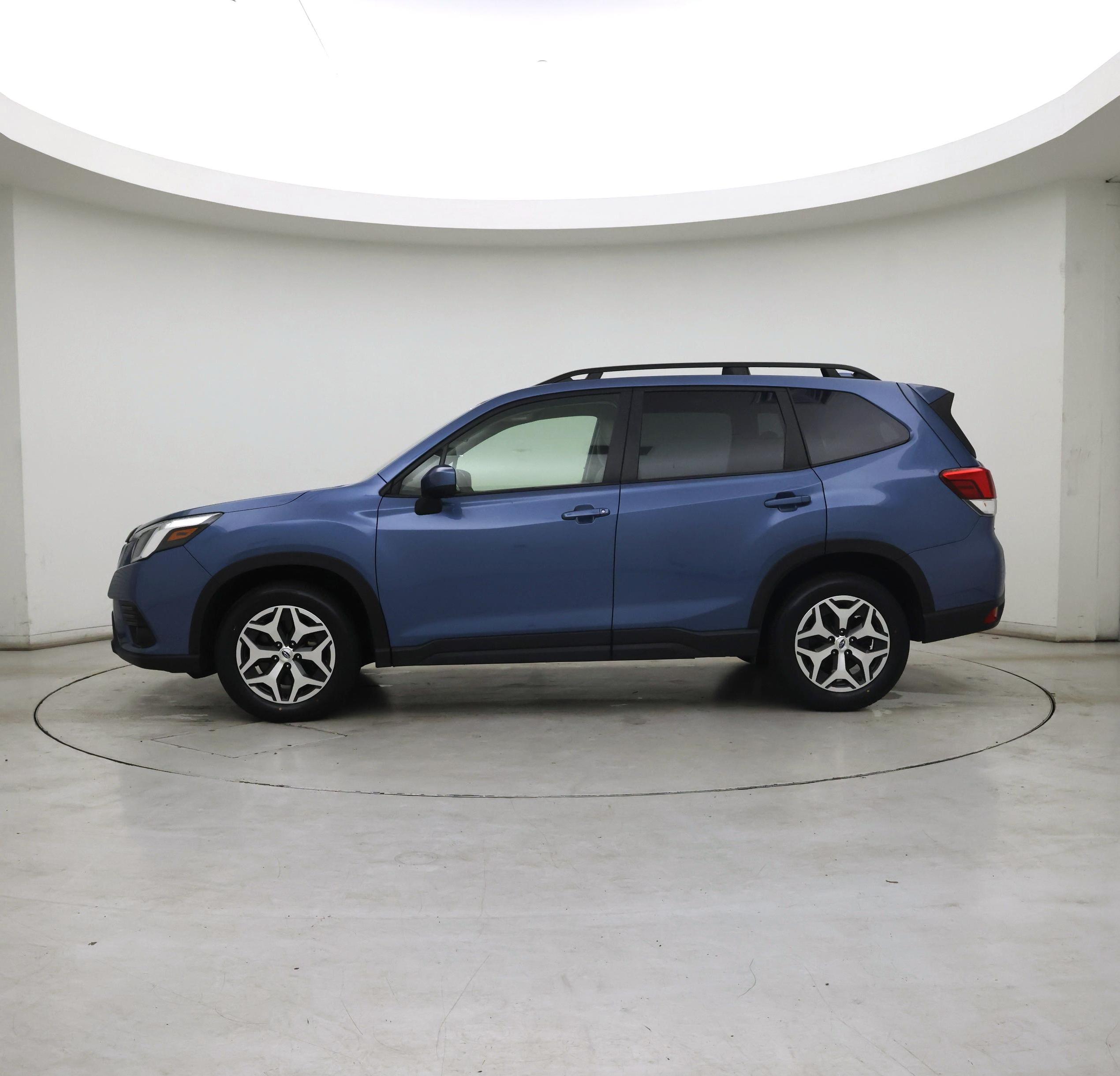 Thumbnail: 2022 Subaru Forester - 3