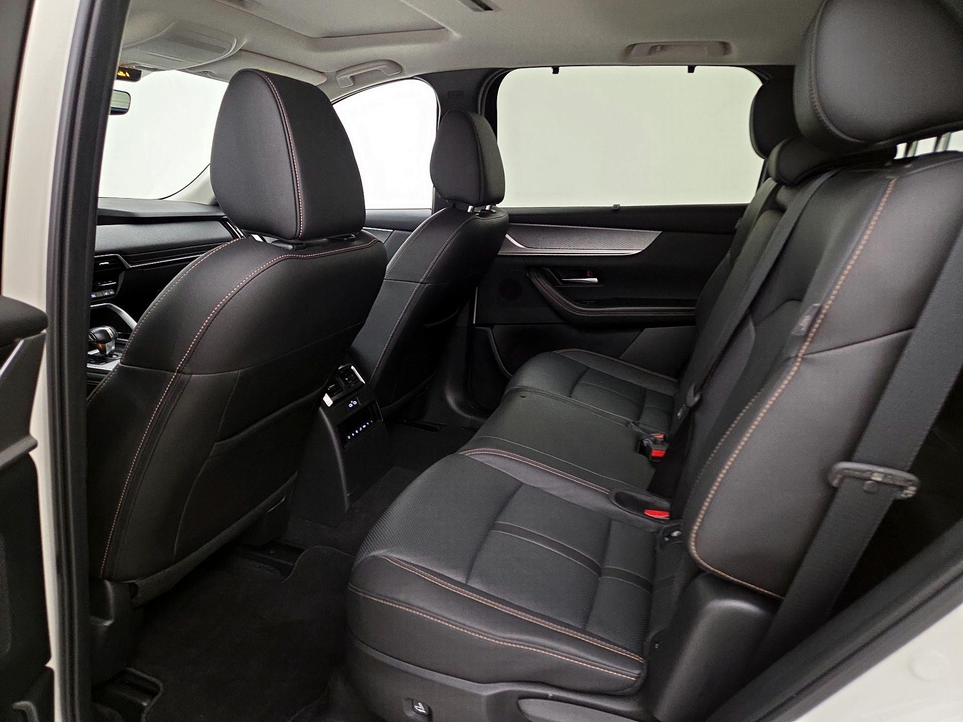 Thumbnail: 2024 Mazda CX-90 - 18