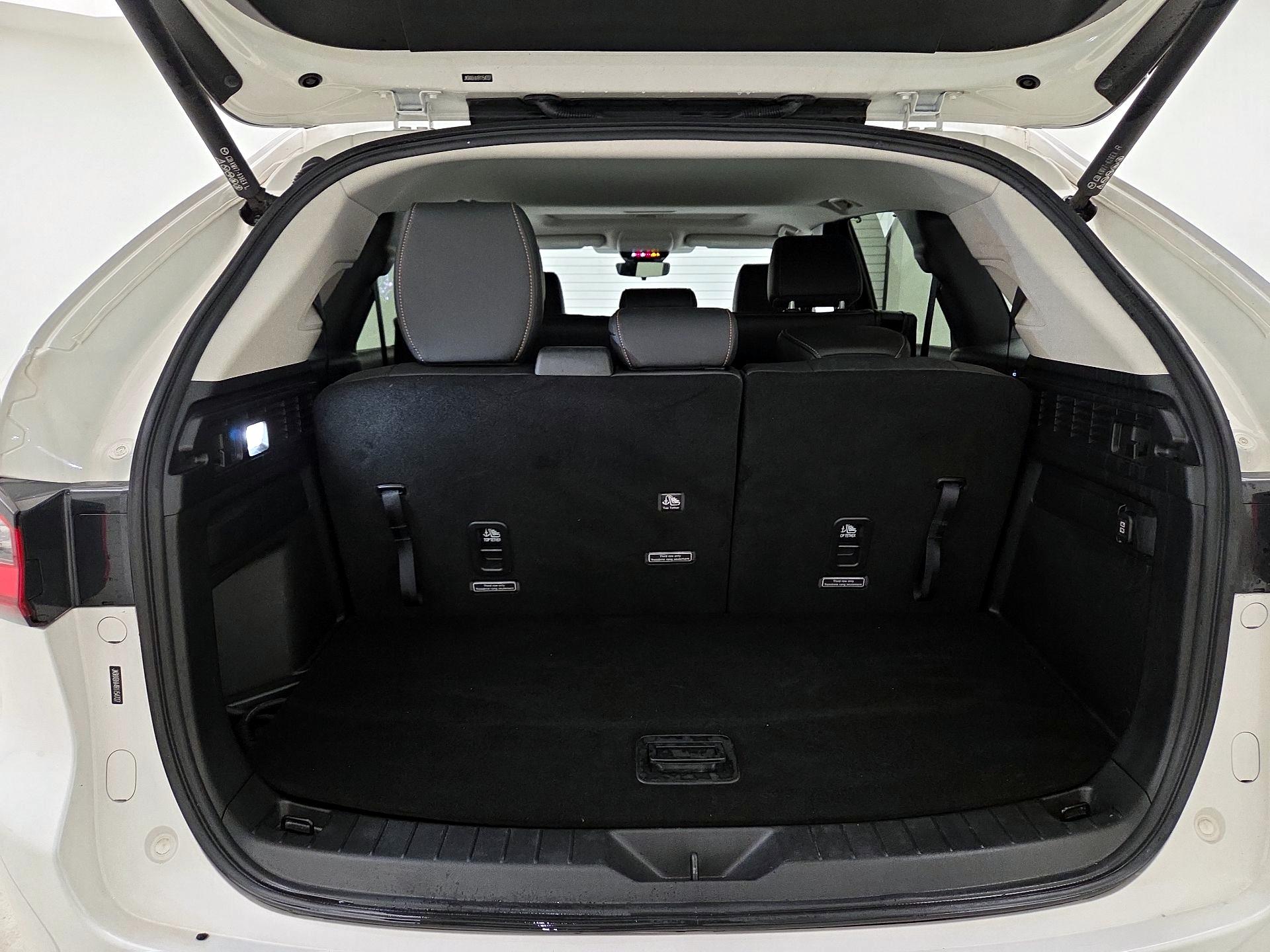 Thumbnail: 2024 Mazda CX-90 - 19