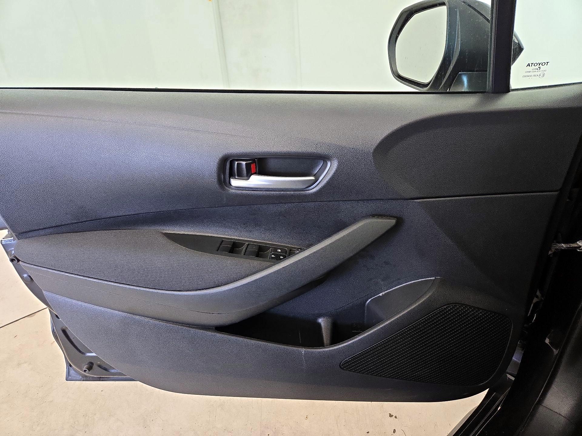 Thumbnail: 2021 Toyota Corolla - 12