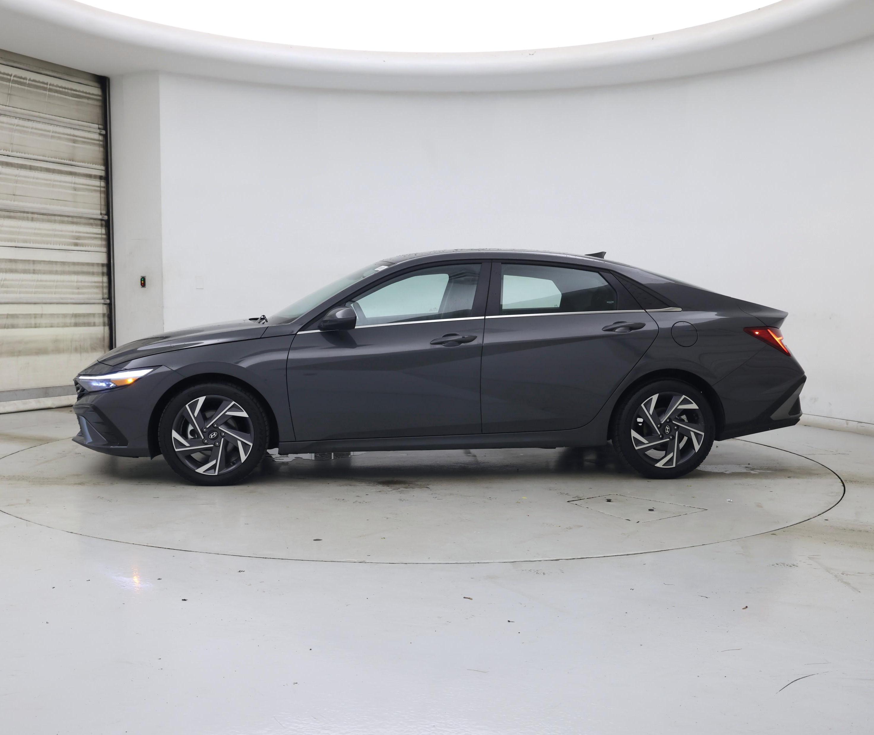 Thumbnail: 2025 Hyundai Elantra - 3