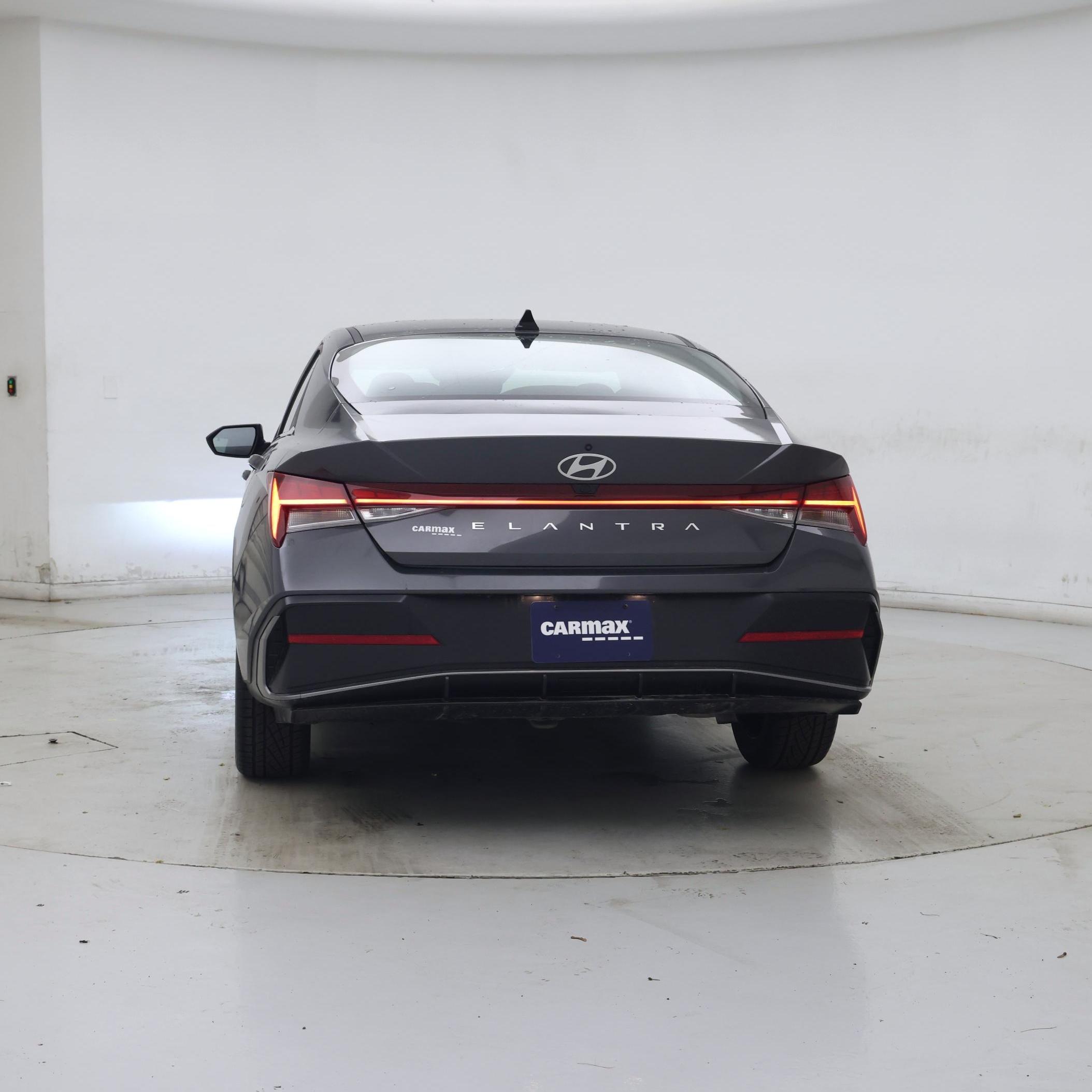 Thumbnail: 2025 Hyundai Elantra - 6