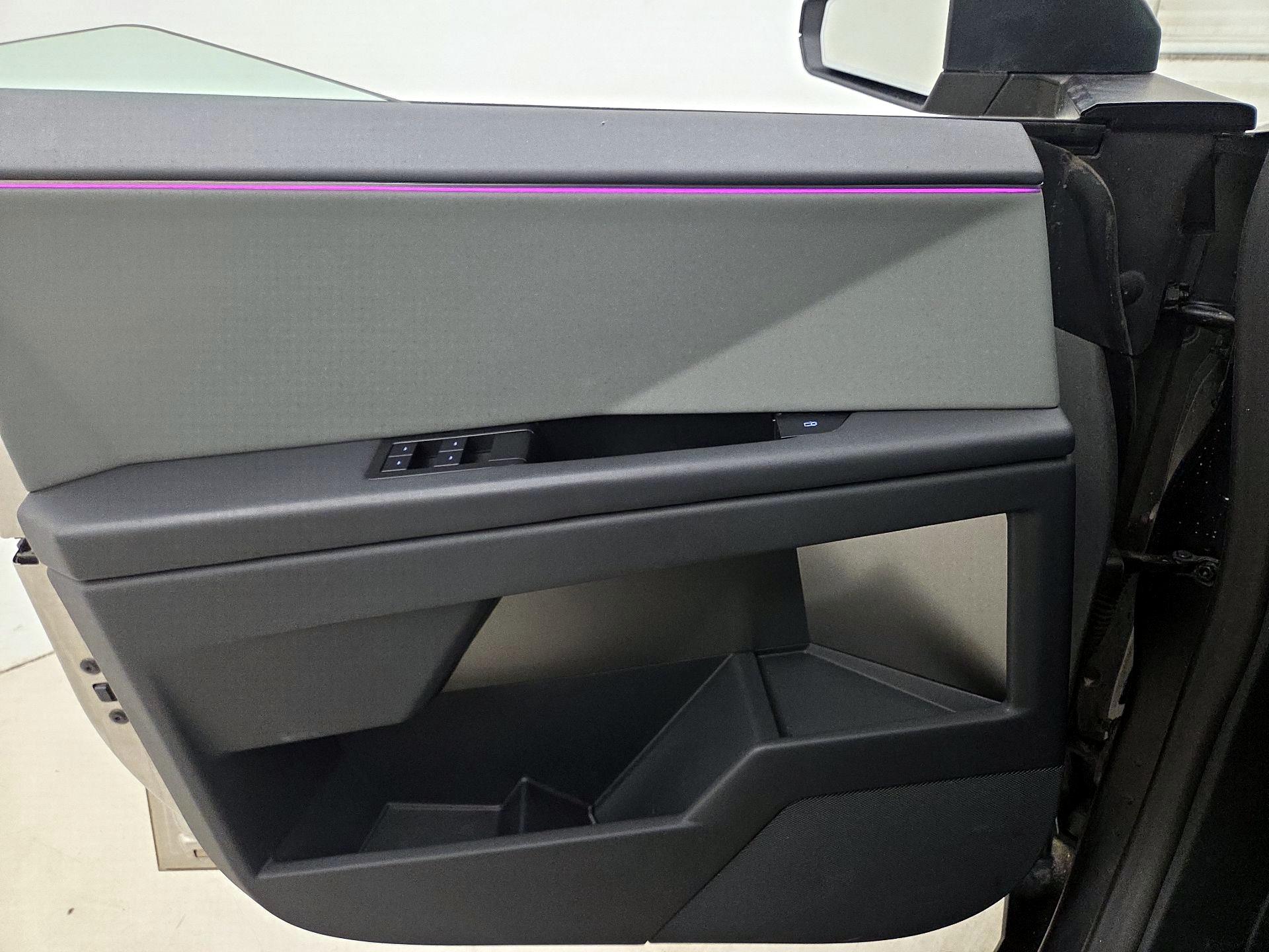 Thumbnail: 2024 Tesla Cybertruck - 12