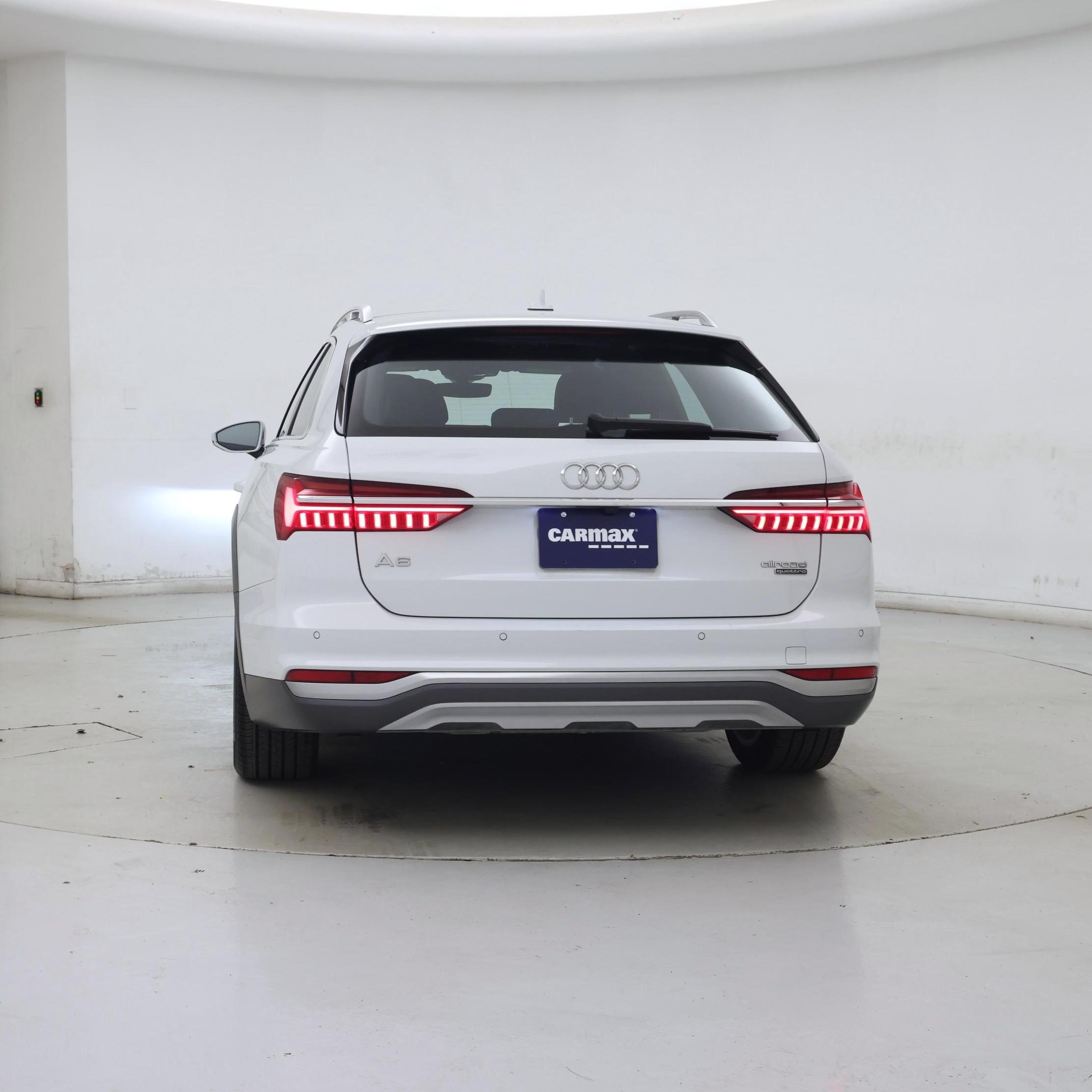 Thumbnail: 2021 Audi A6 - 6